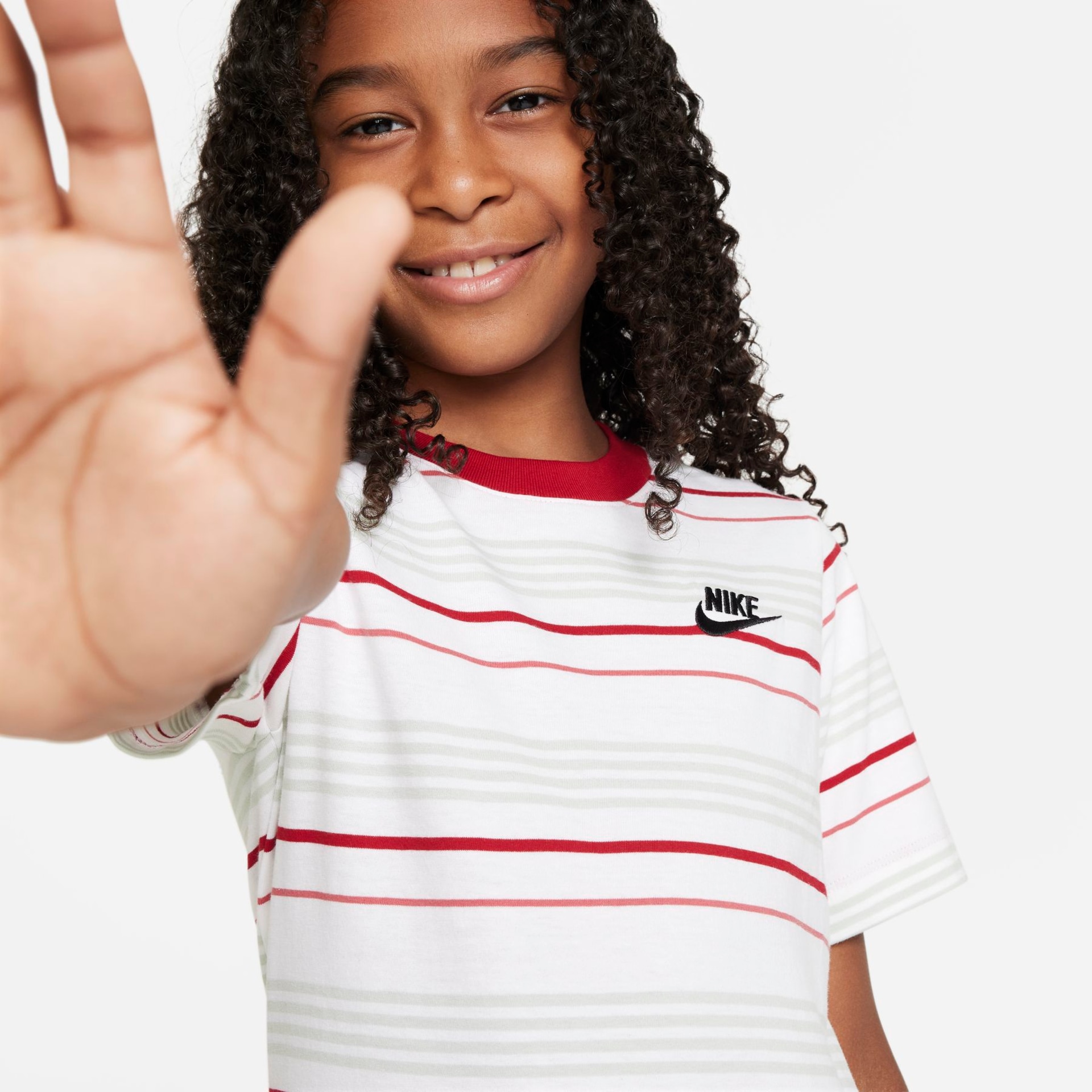 Camiseta Nike Sportswear Infantil - Foto 3