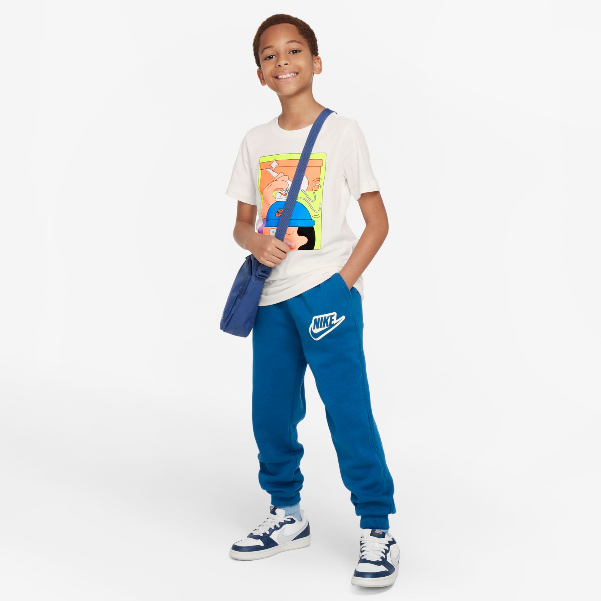 Camiseta Nike Sportswear Infantil - Foto 5