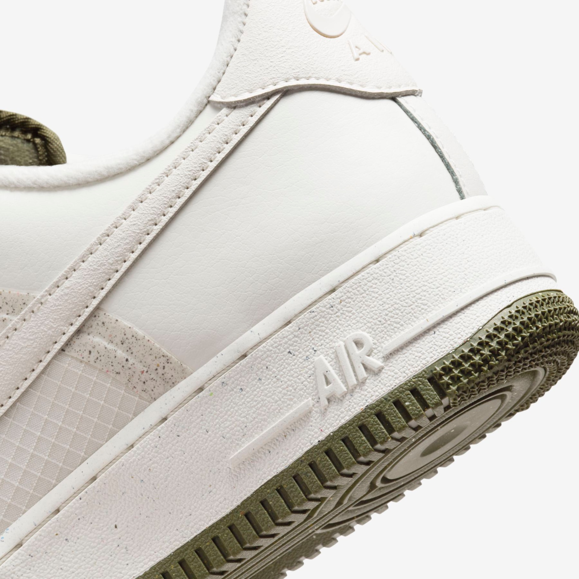 Tênis Nike Air Force 1 '07 LV8 Masculino - Foto 8