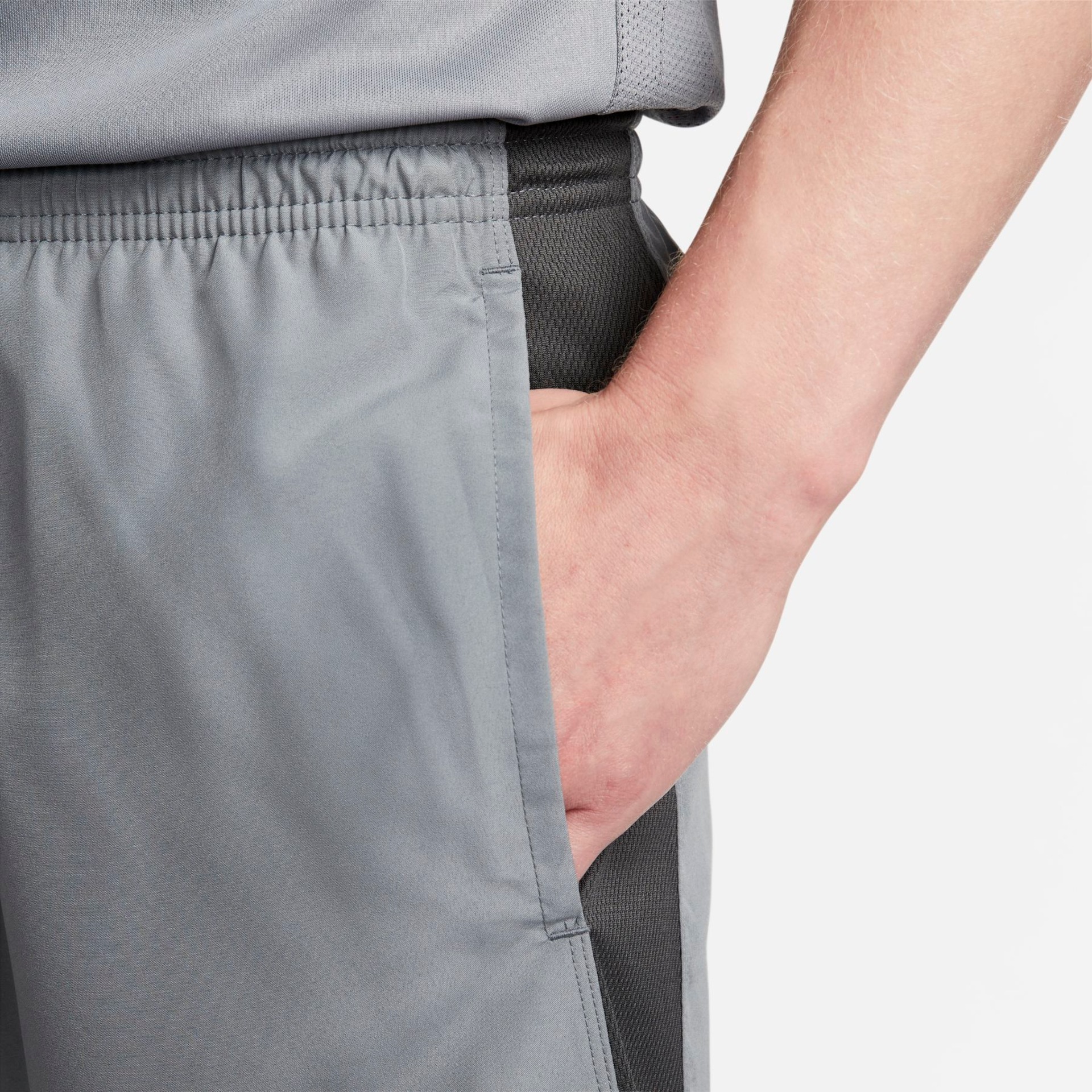 Shorts Nike Dri-FIT Academy Masculino - Foto 4