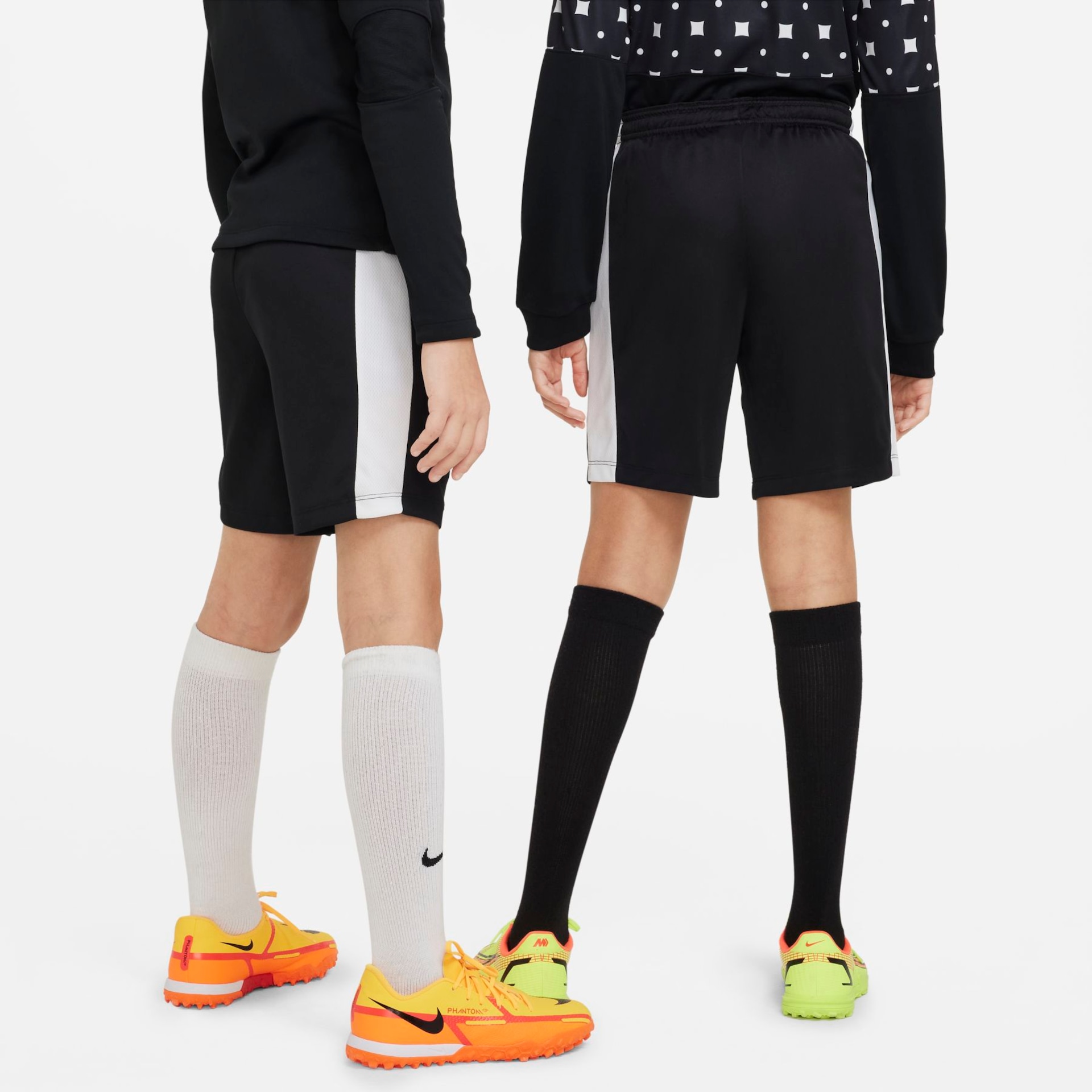 Shorts Nike Dri-FIT Academy 23 Infantil - Foto 2