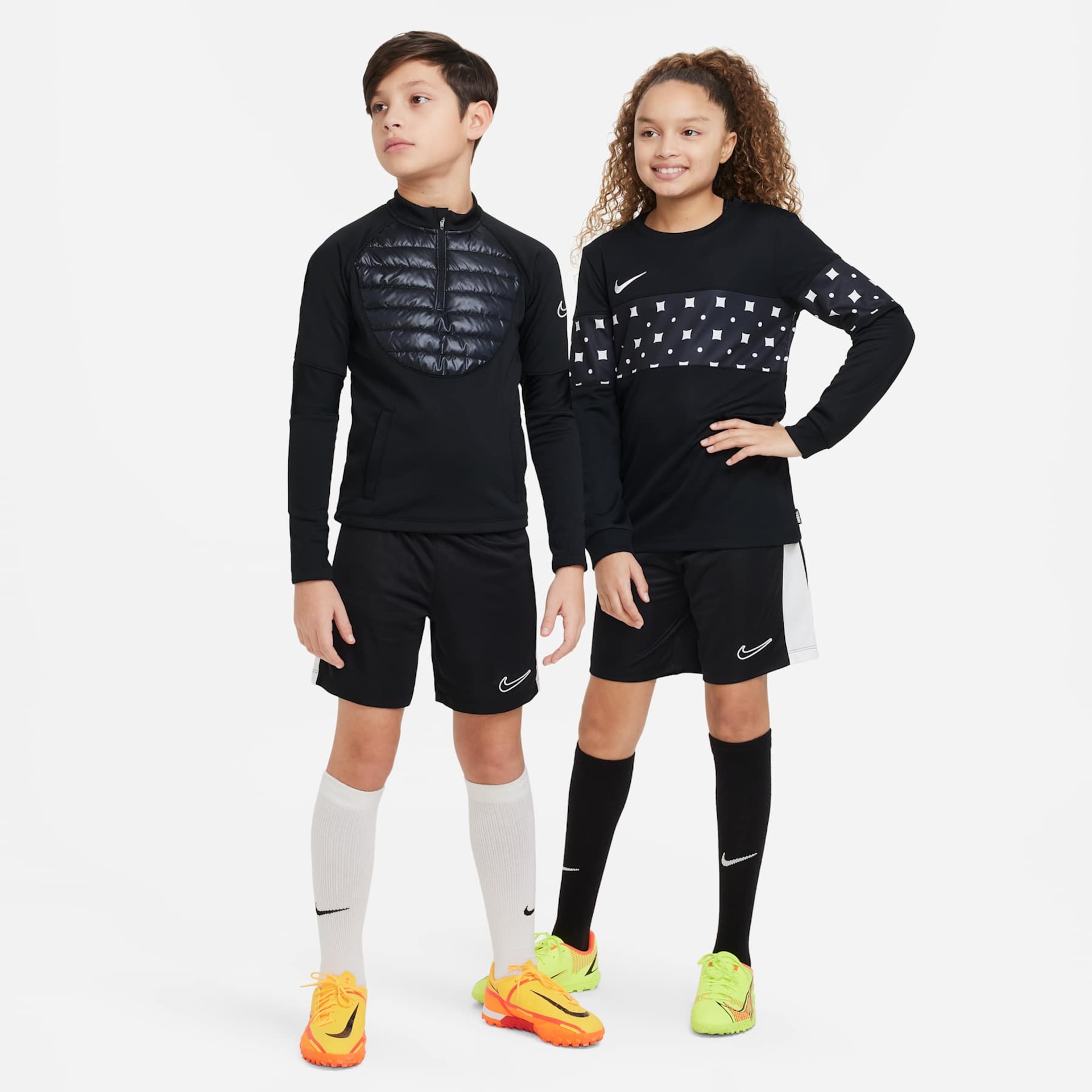 Shorts Nike Dri-FIT Academy 23 Infantil - Foto 7