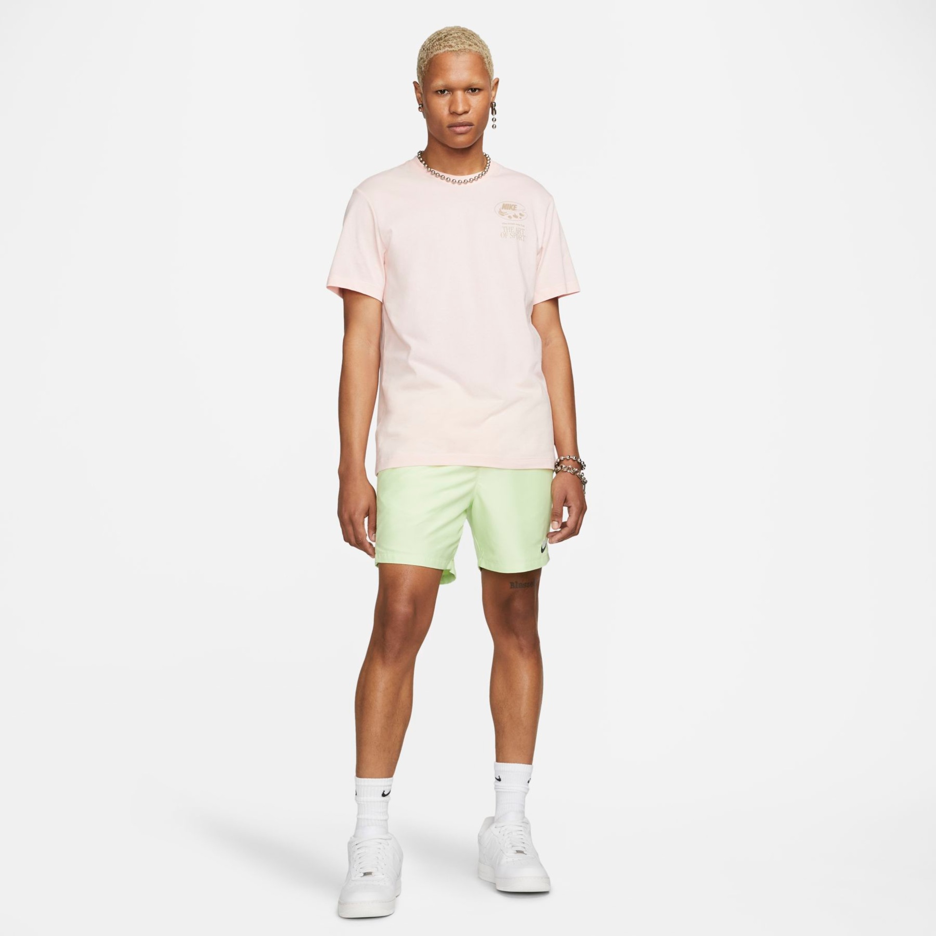 Camiseta Nike Sportswear Masculina - Foto 6