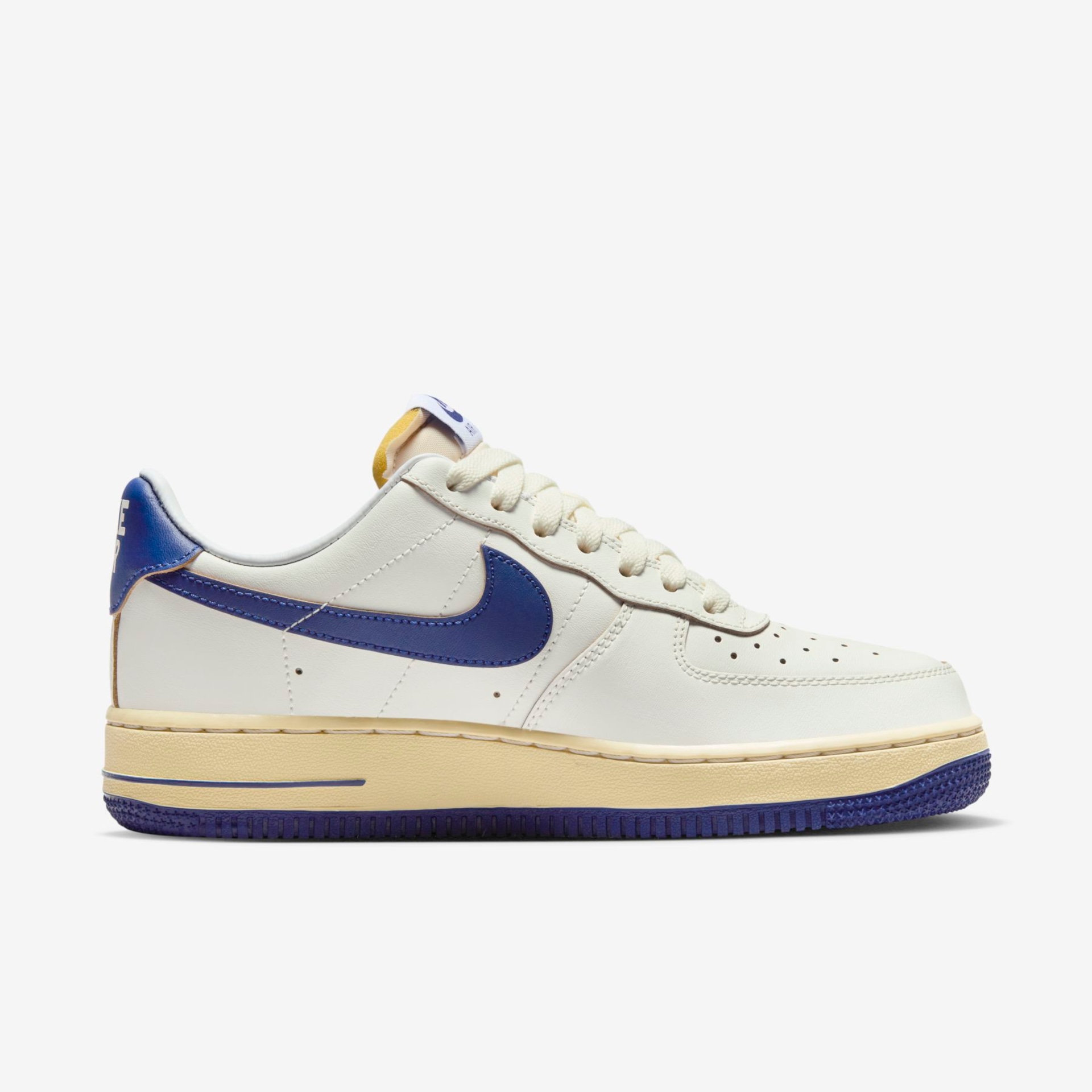 Tênis Nike Air Force 1 '07 Feminino - Foto 4