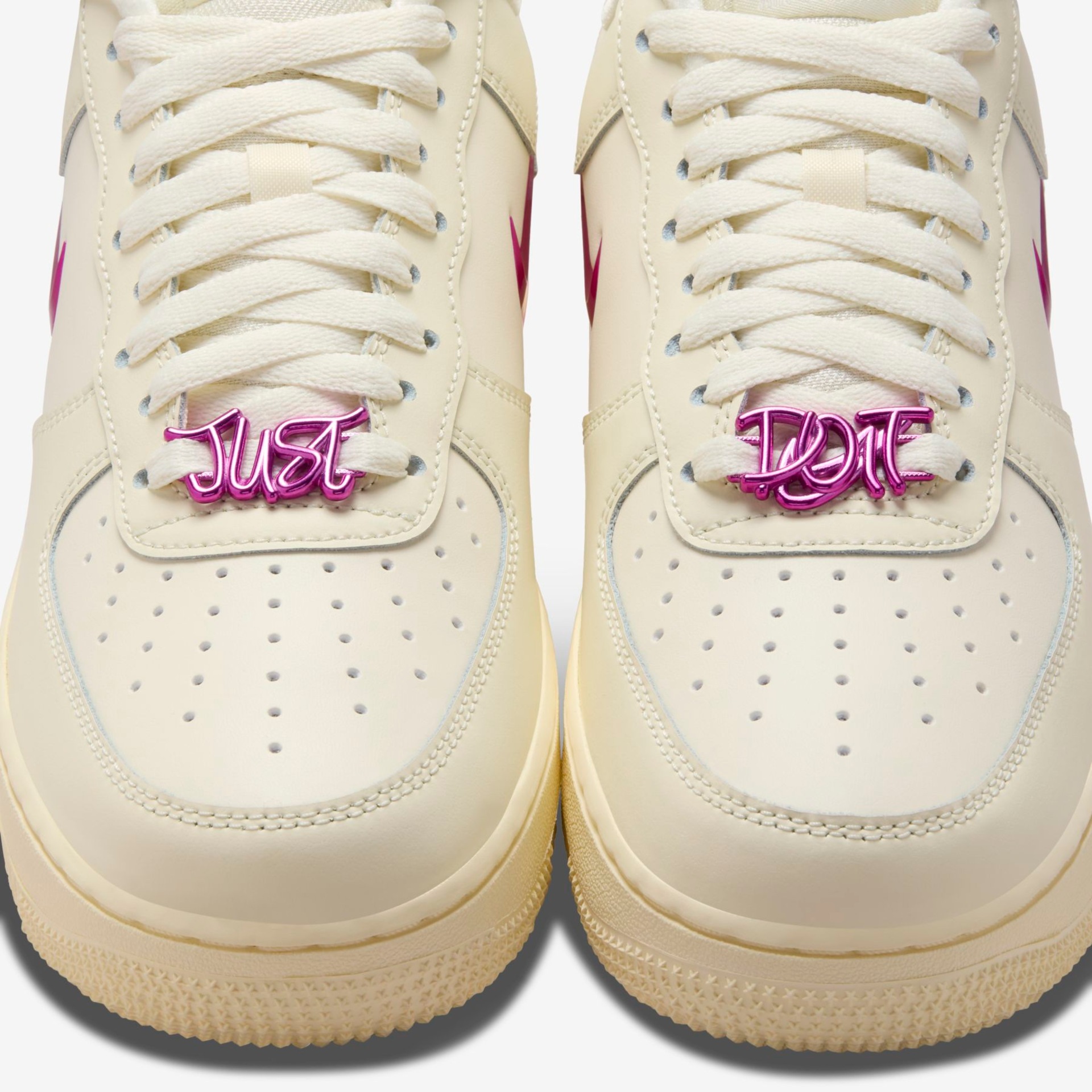 Tênis Nike Air Force 1 '07 Feminino - Foto 10