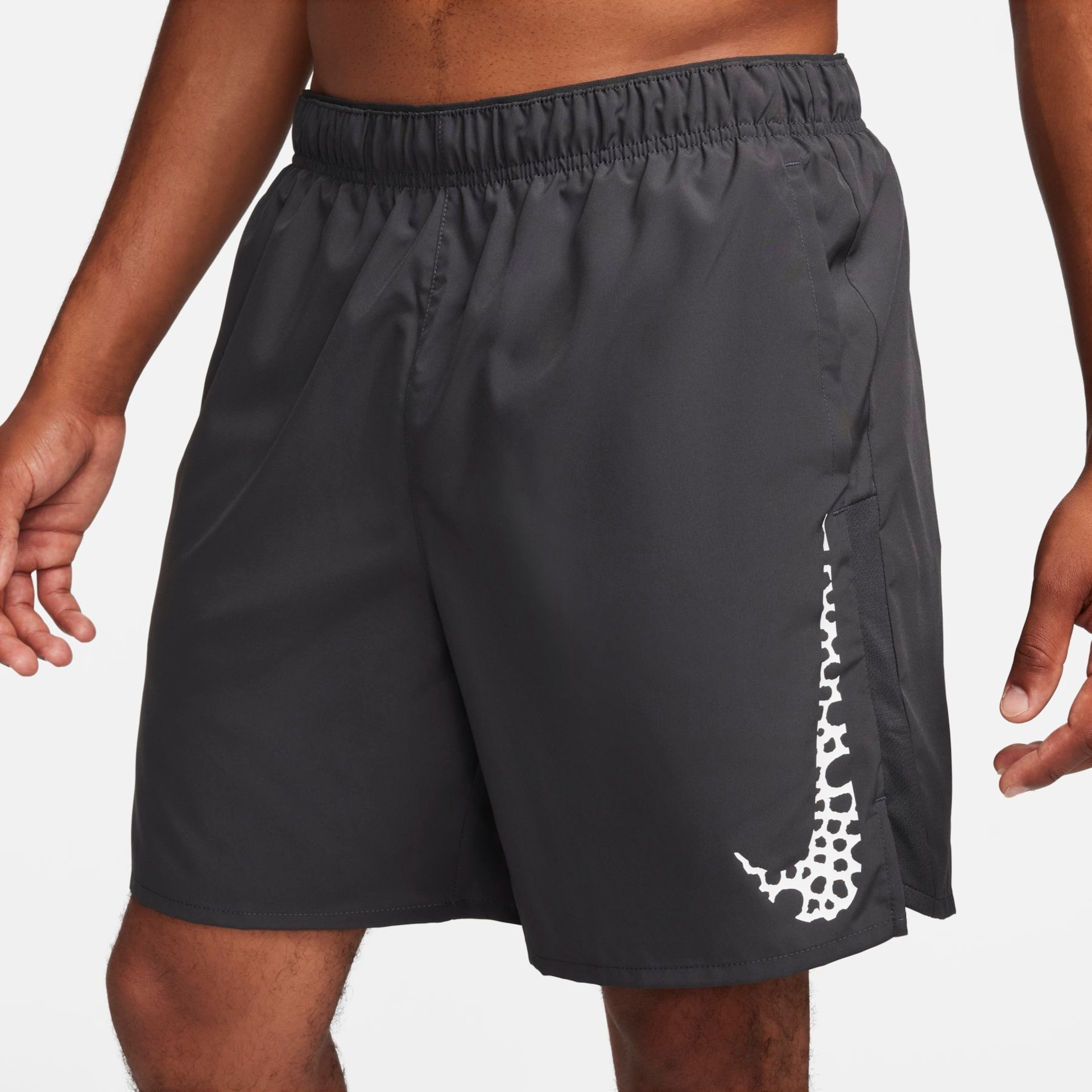 Shorts Nike Challenger Masculino - Foto 2