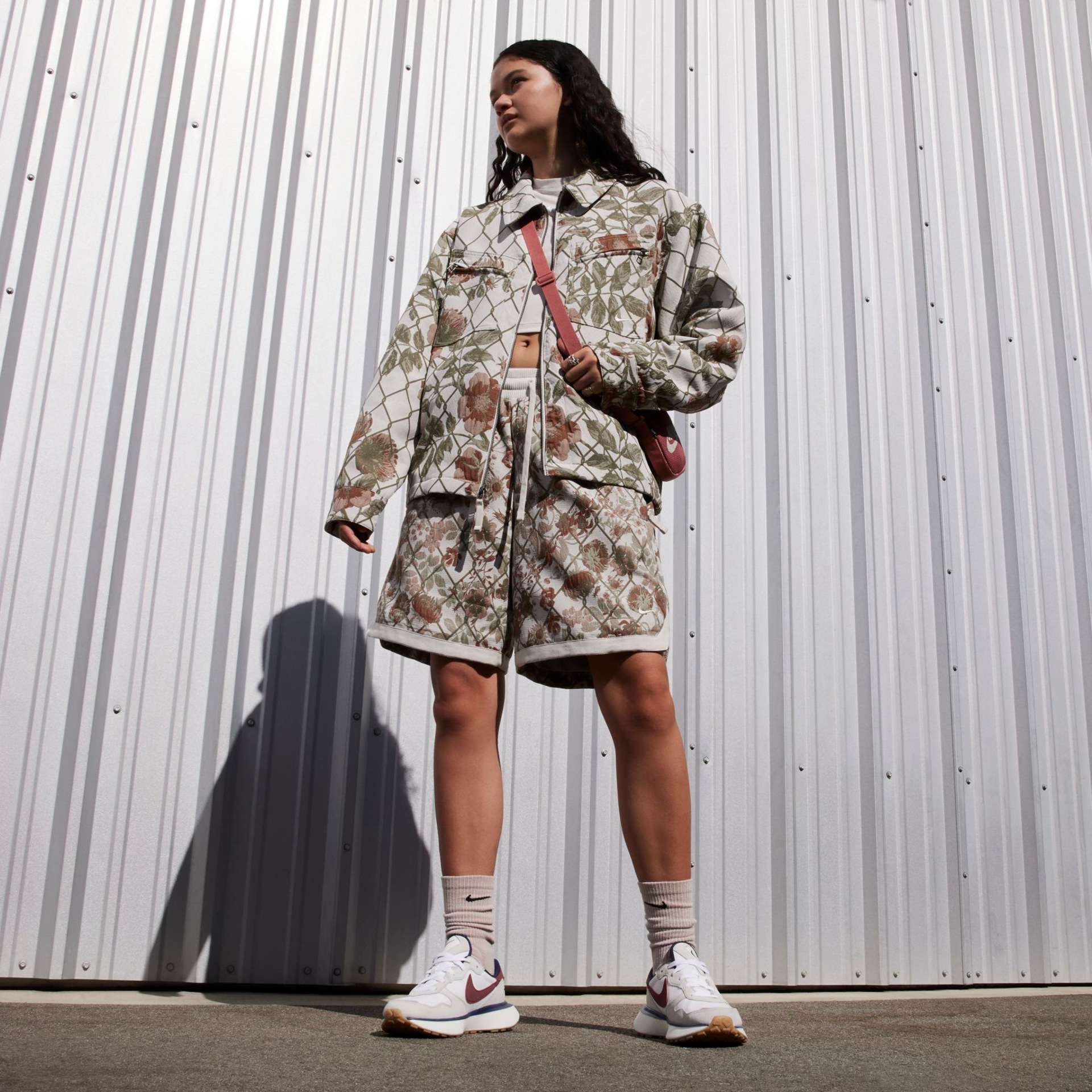 Tênis Nike Phoenx Waffle Feminino - Foto 14