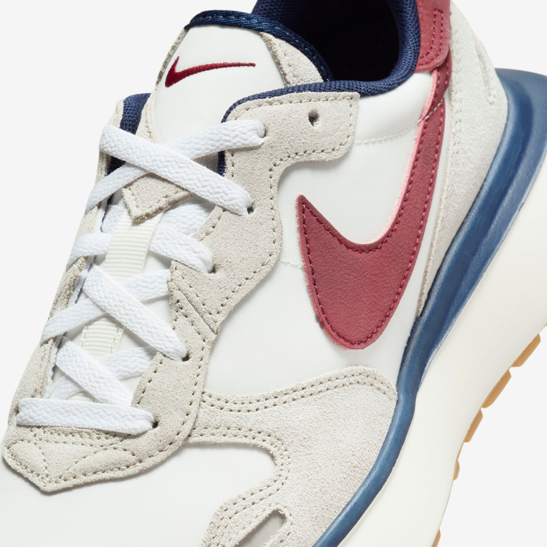 Tênis Nike Phoenx Waffle Feminino - Foto 8