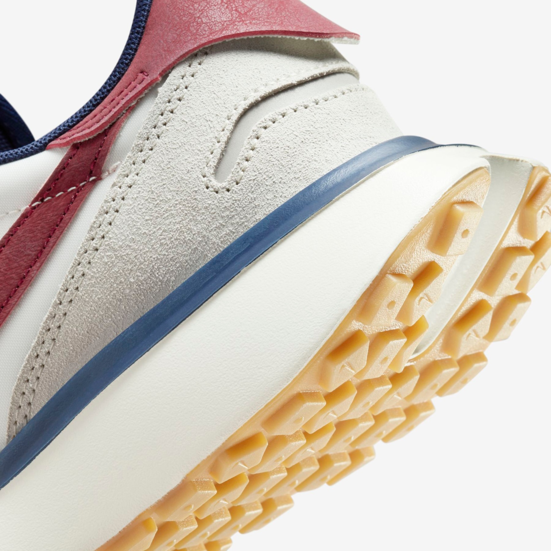 Tênis Nike Phoenx Waffle Feminino - Foto 9