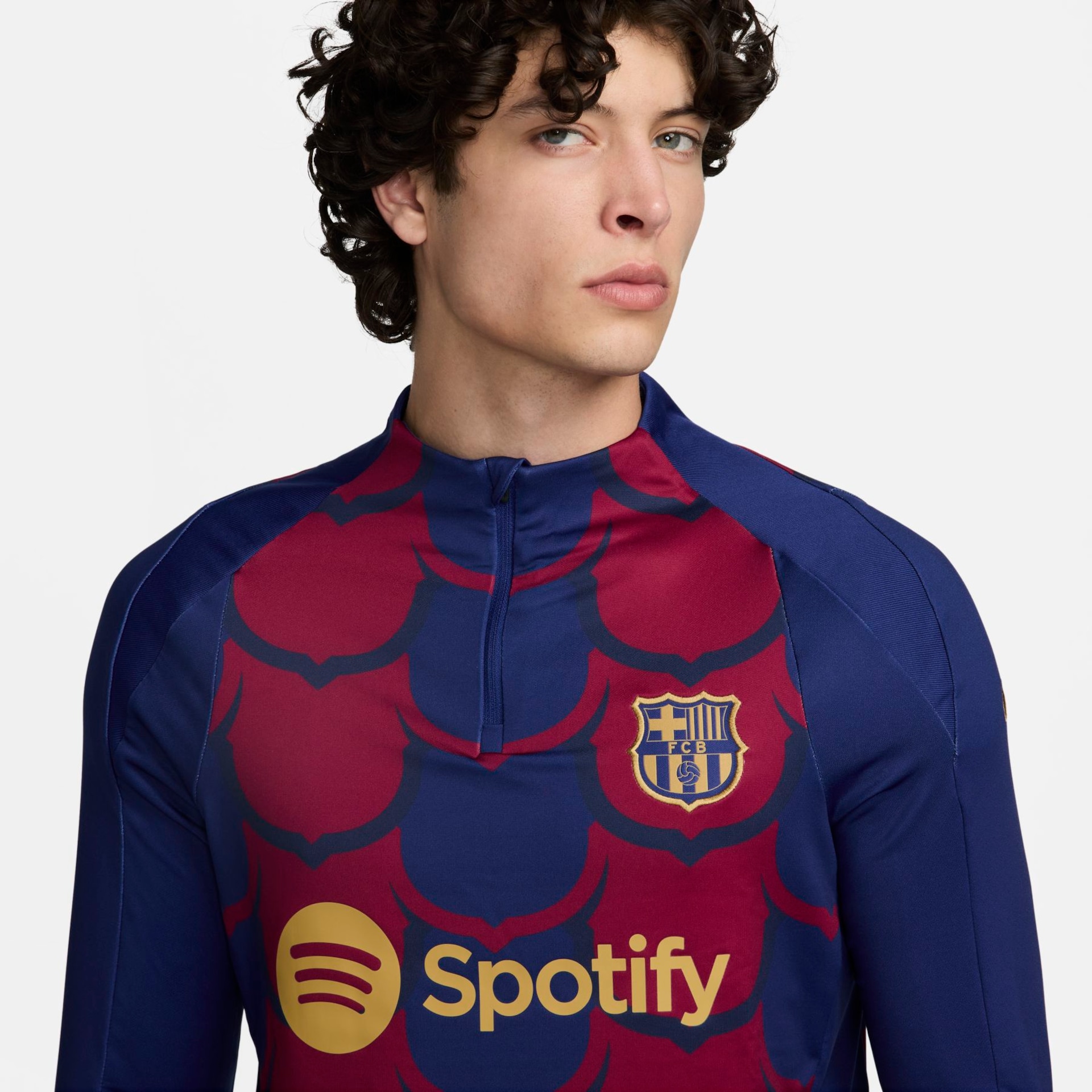 Camiseta Nike Barcelona Strike Masculina - Foto 3