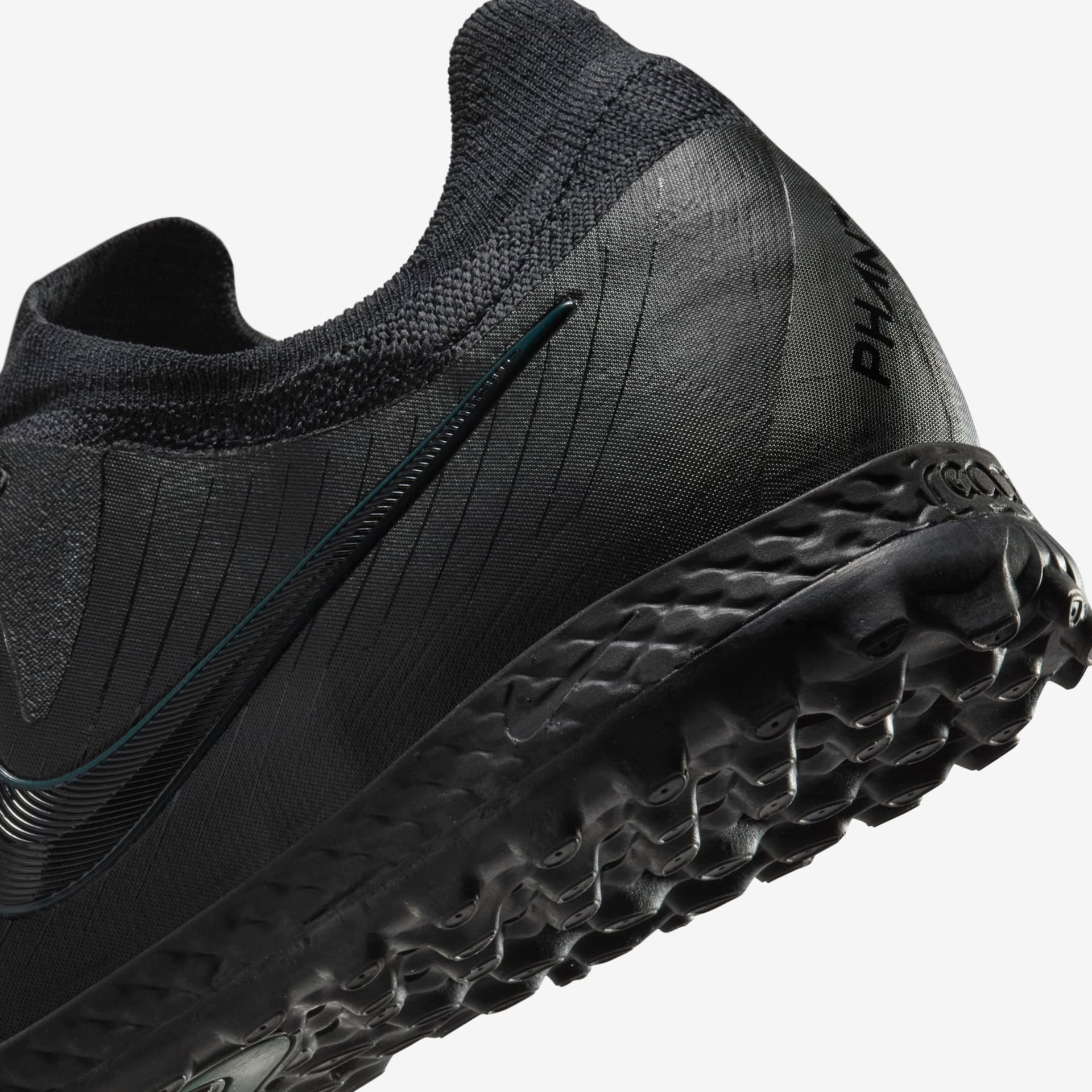 Chuteira Nike Phantom React GX II Pro Society - Foto 6