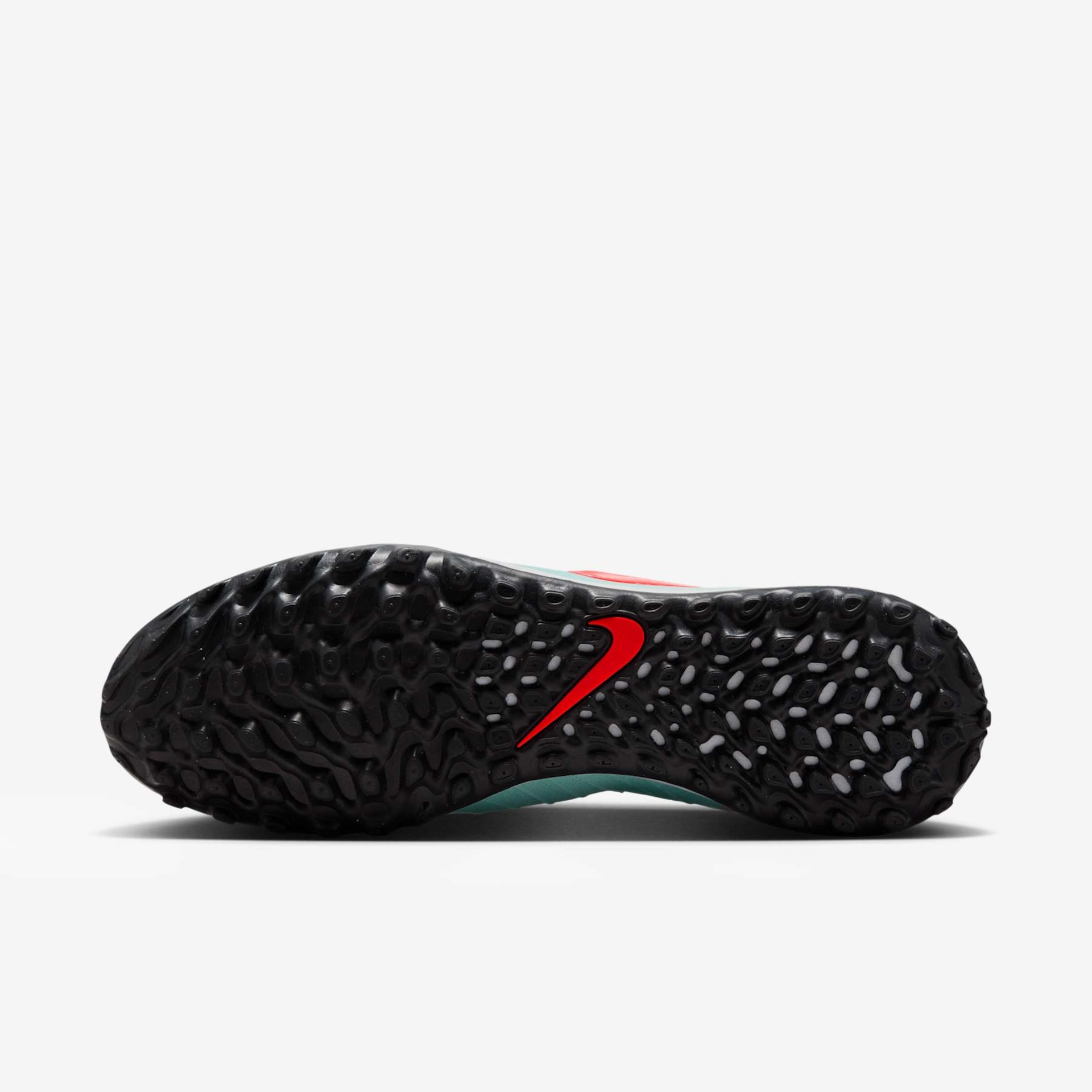 Chuteira Nike Phantom React GX II Pro Society - Foto 2
