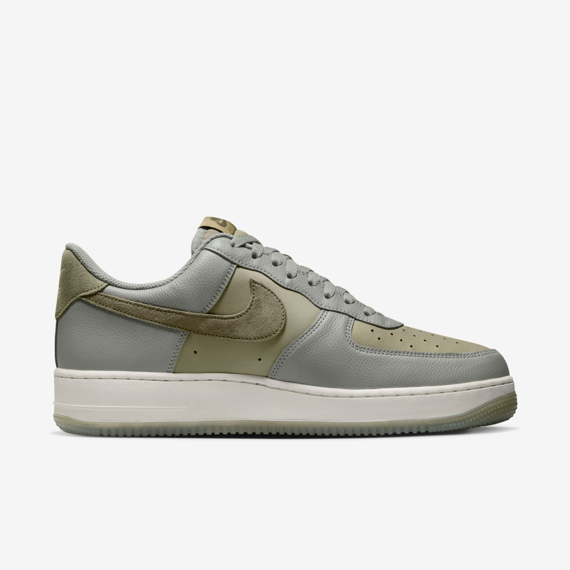 Tênis Nike Air Force 1 '07 LV8 Masculino - Foto 3