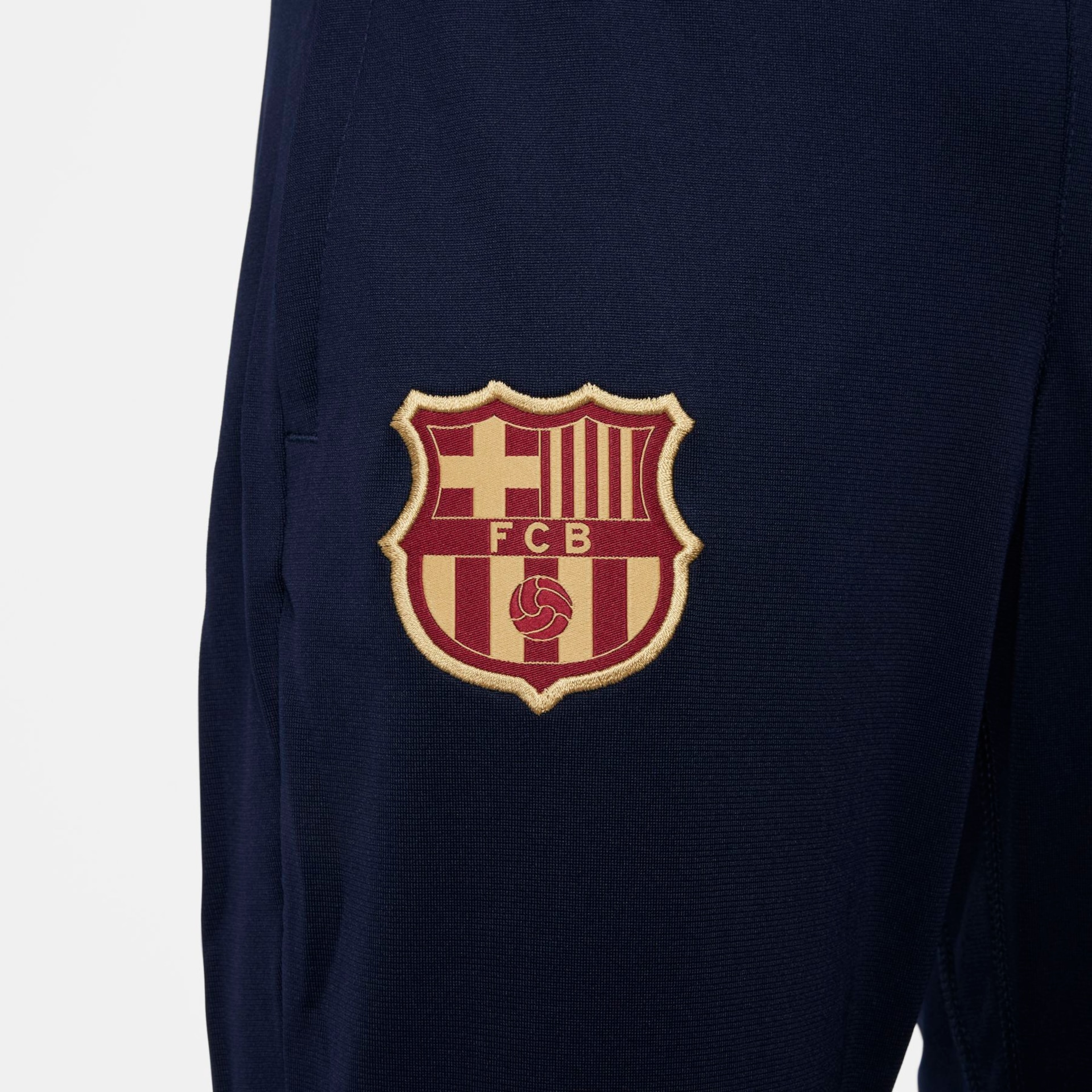 Agasalho Nike Barcelona Strike Infantil - Foto 10