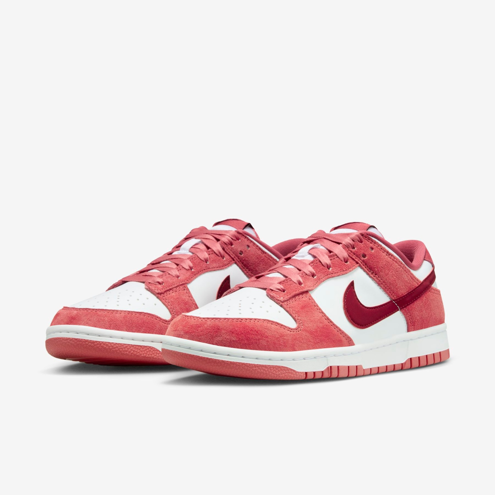 Tênis Nike Dunk Low Feminino - Foto 6