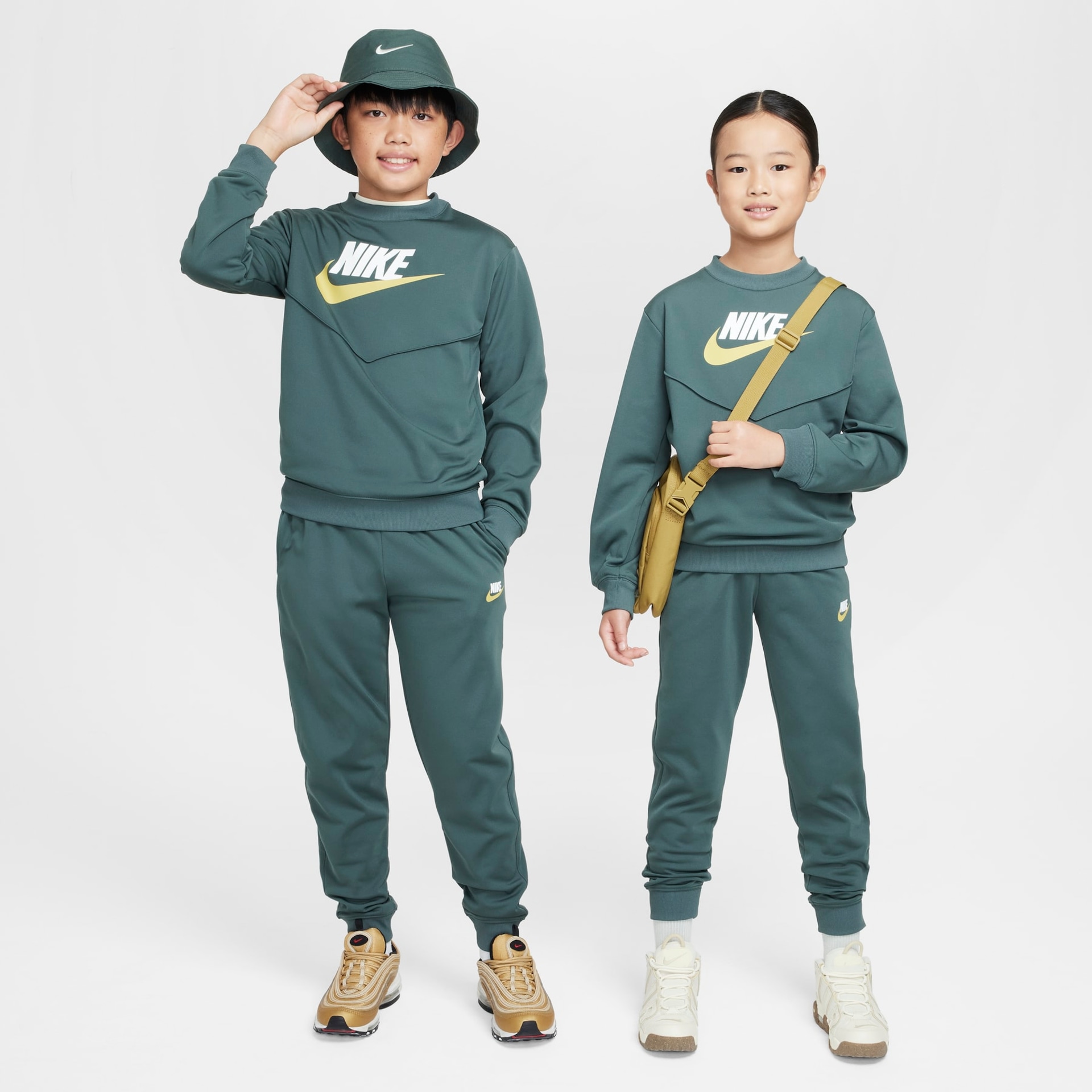 Agasalho Nike Sportswear Infantil - Foto 1