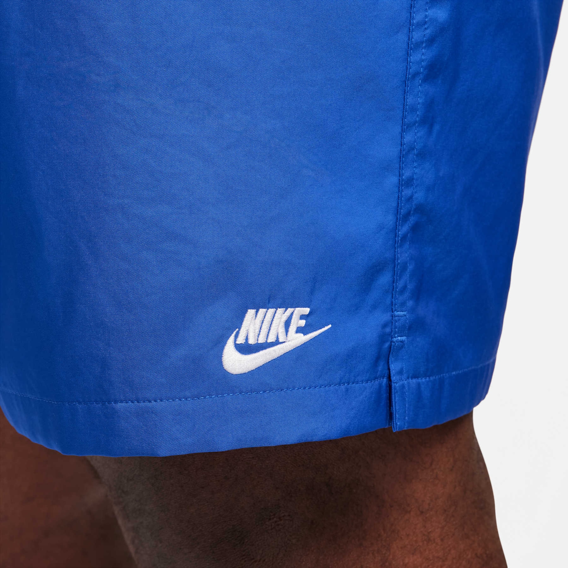 Shorts Nike Club Flow Masculino - Foto 12