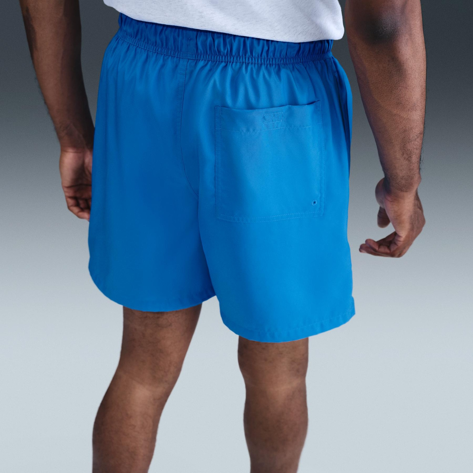 Shorts Nike Club Flow Masculino - Foto 3