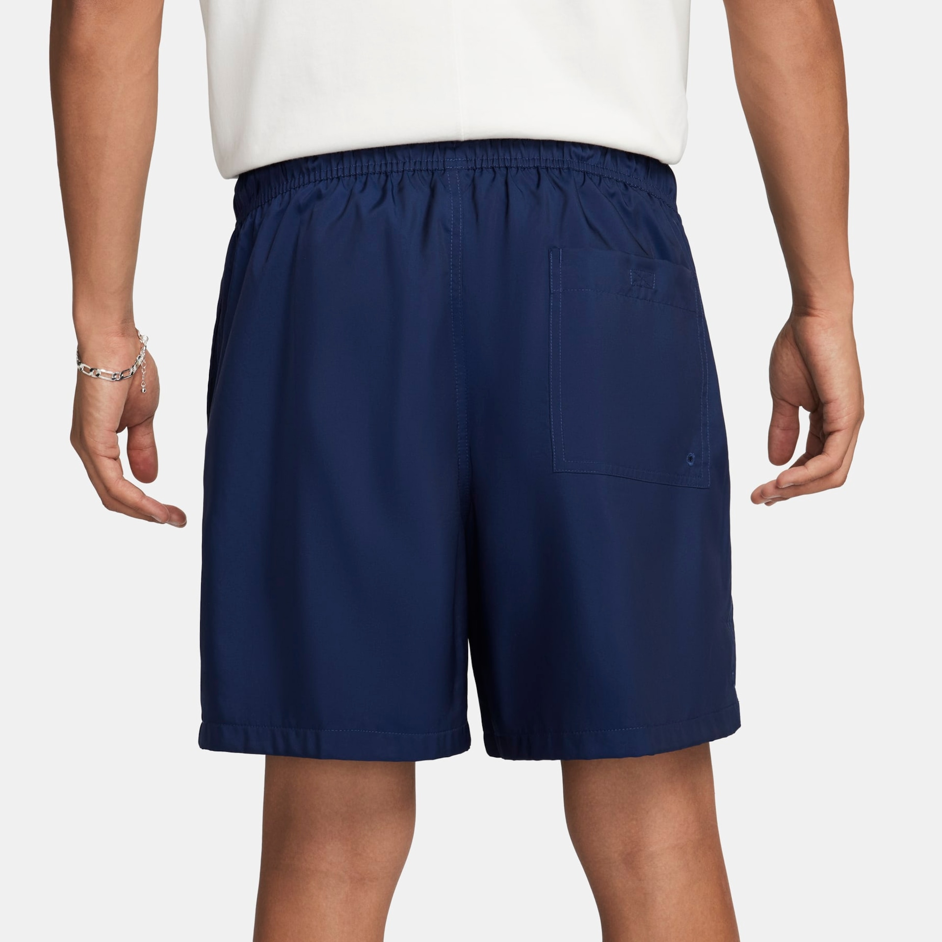 Shorts Nike Club Flow Masculino - Foto 2