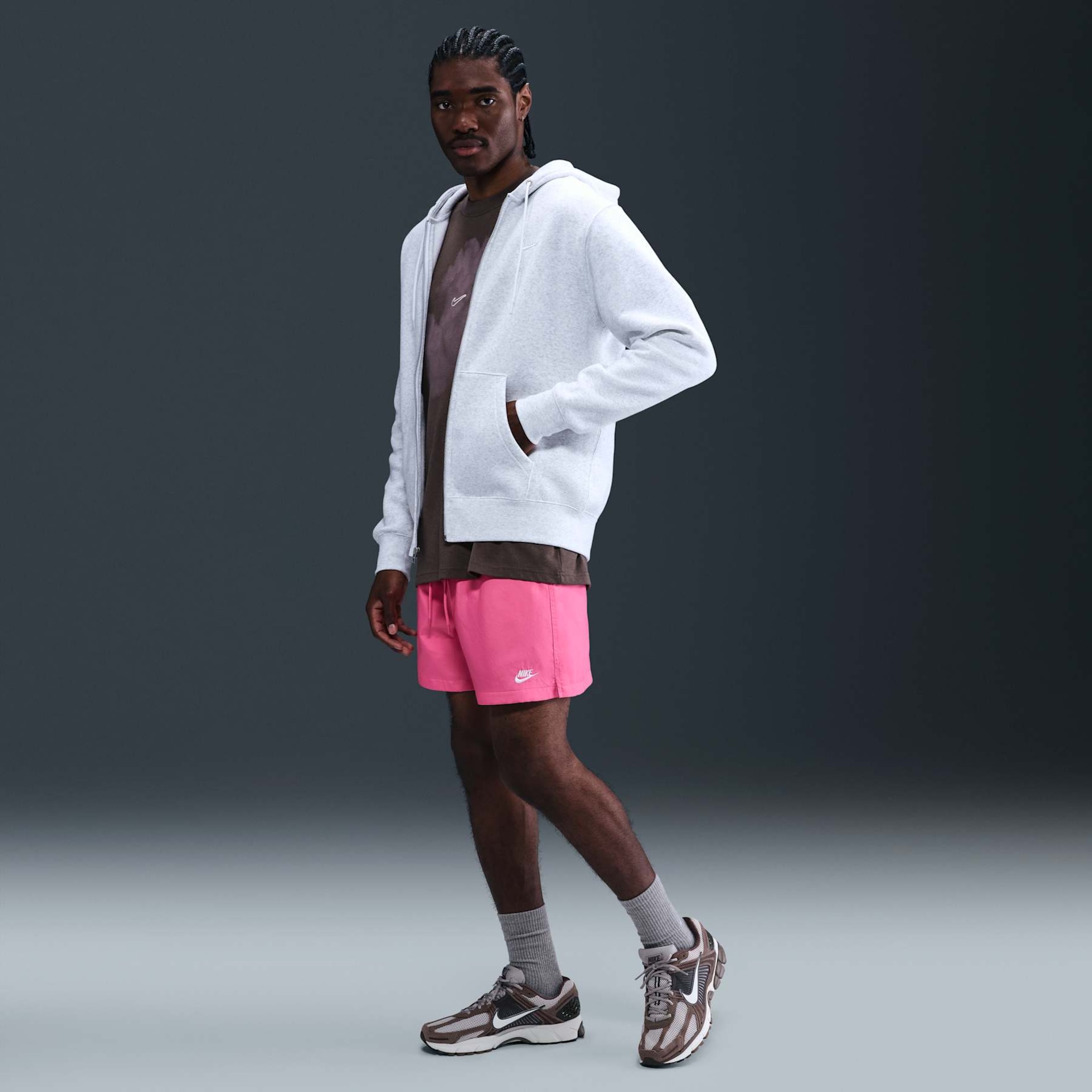 Shorts Nike Club Flow Masculino - Foto 1