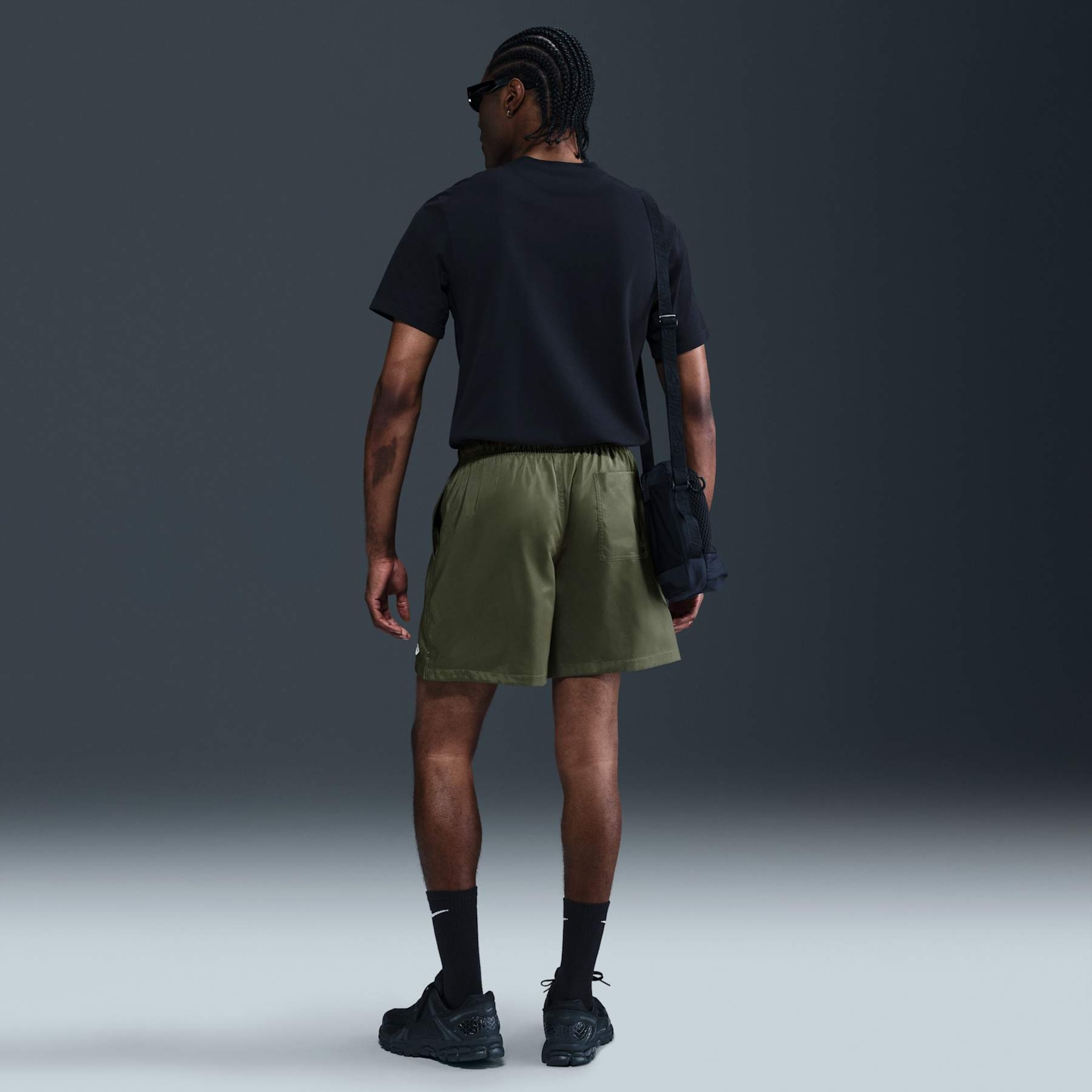 Shorts Nike Club Flow Masculino - Foto 4