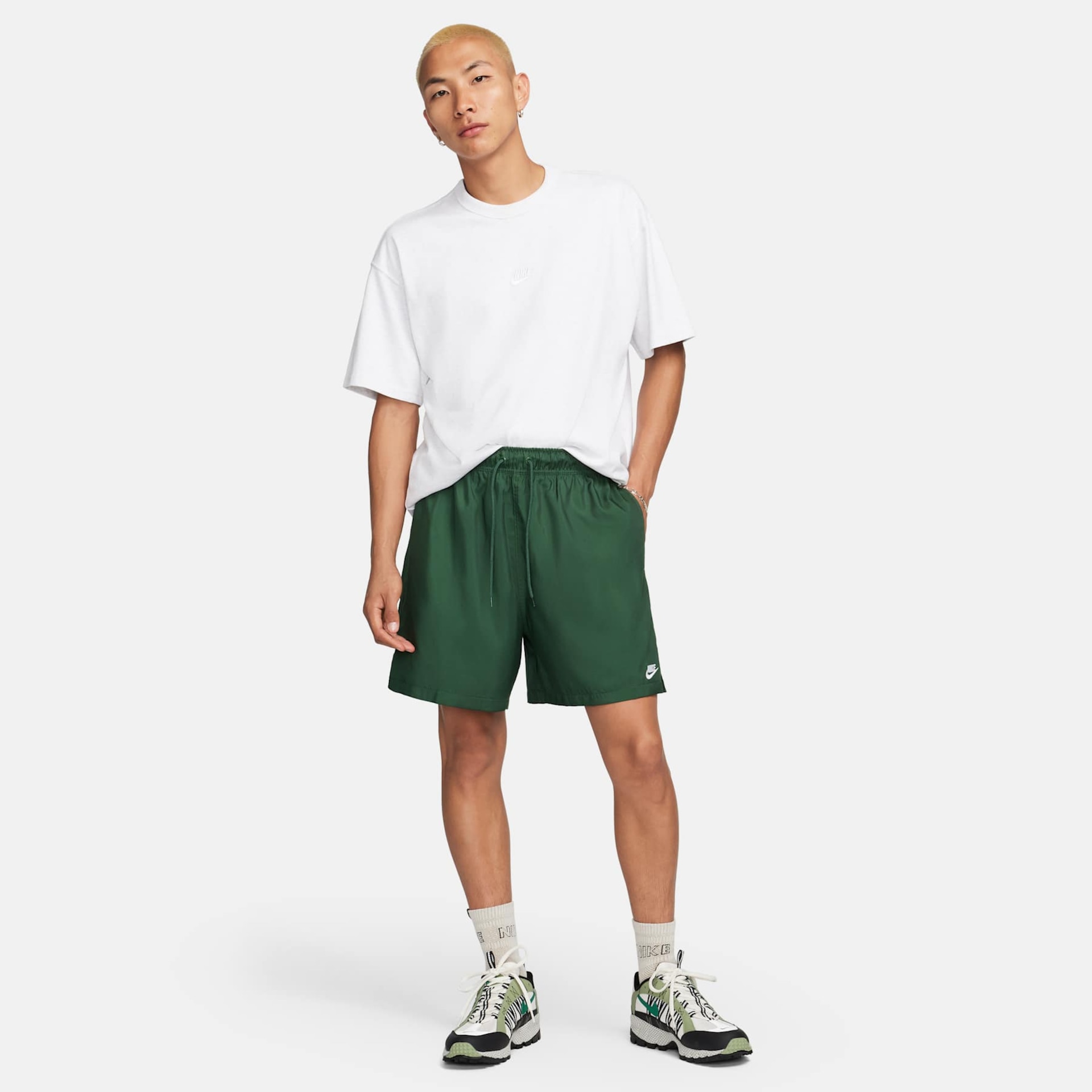Shorts Nike Club Flow Masculino - Foto 7
