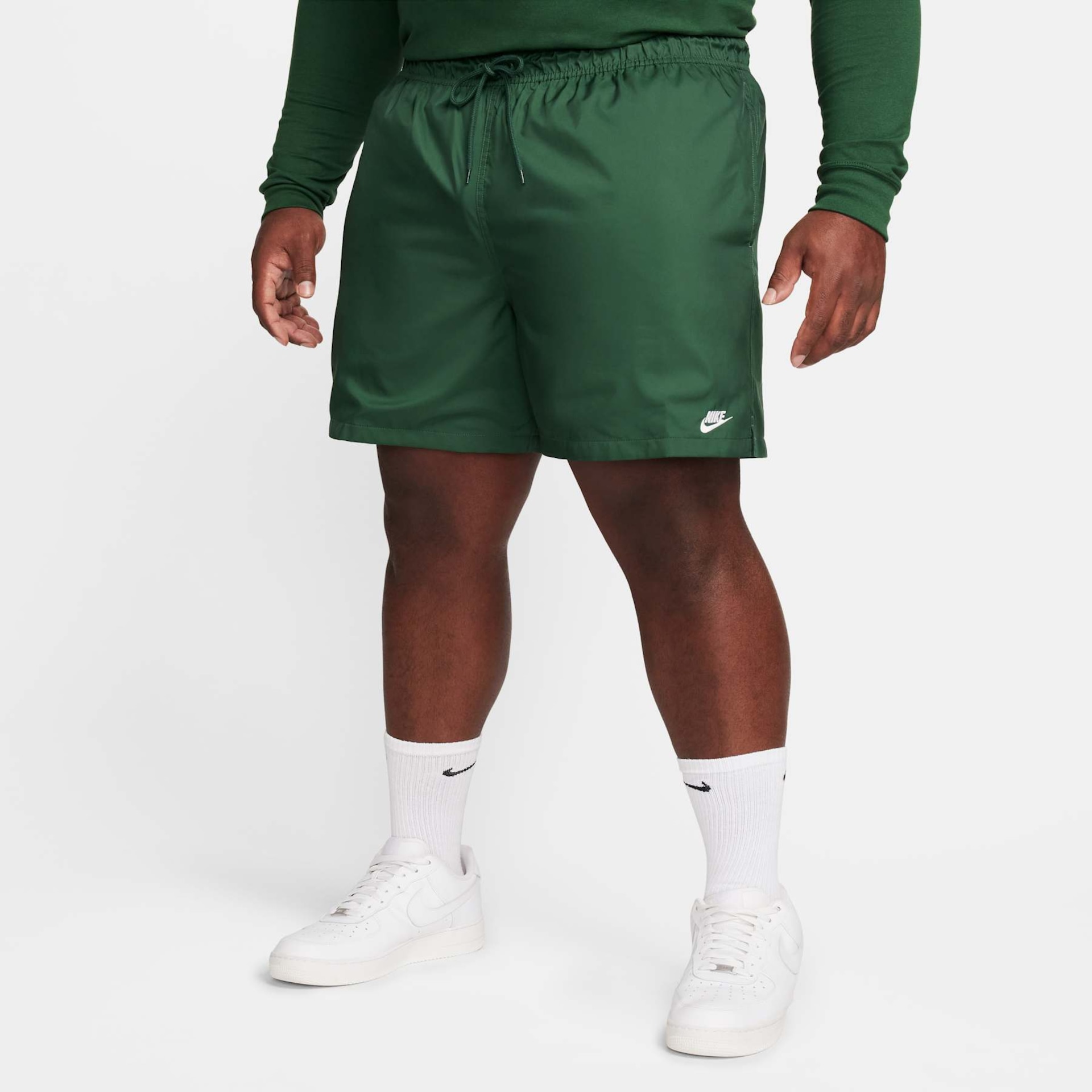 Shorts Nike Club Flow Masculino - Foto 8