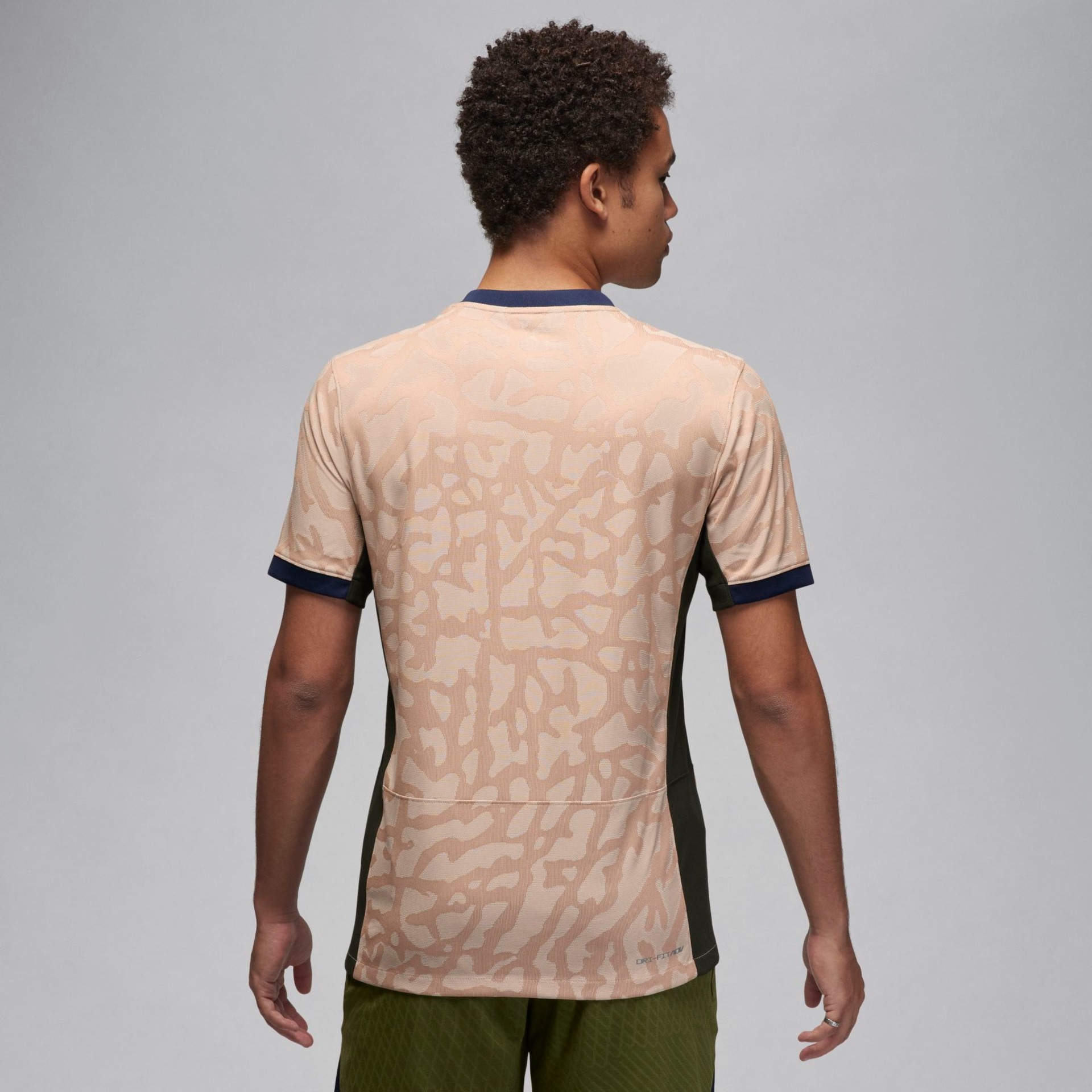 Camisa Nike PSG IV 2023/24 Jogador Masculina - Foto 2