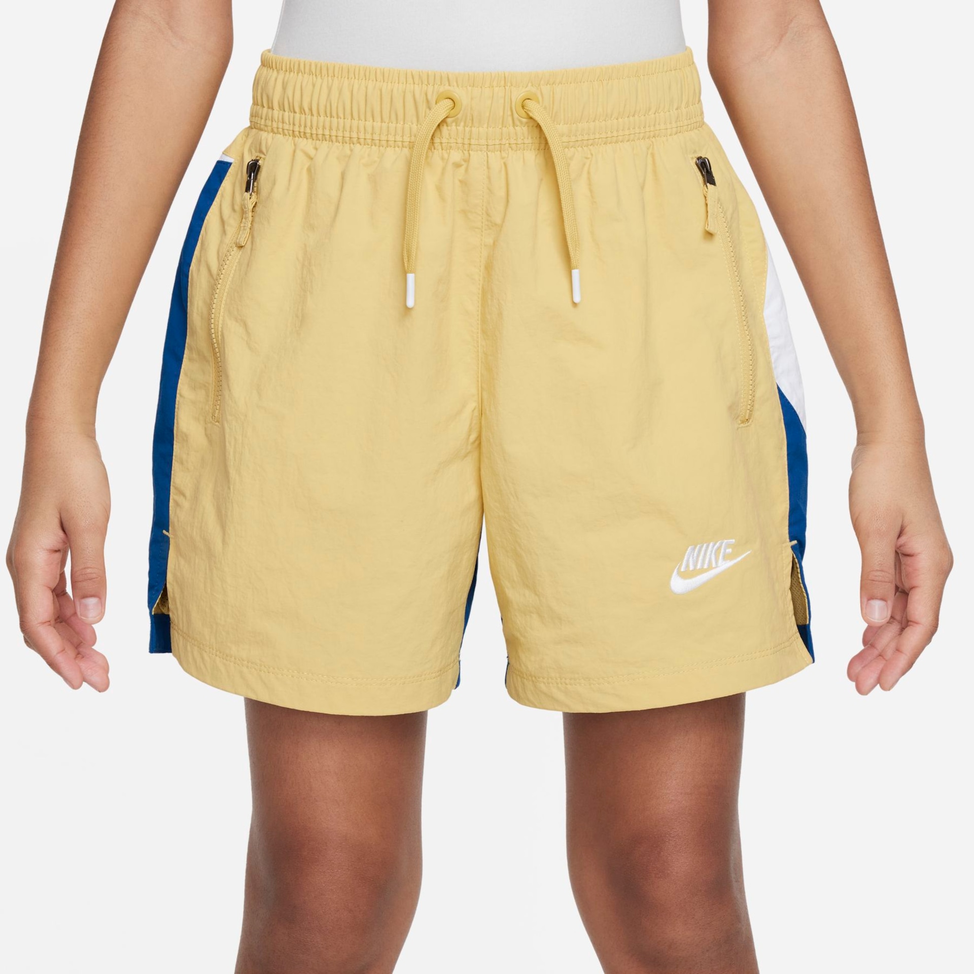 Shorts Nike Sportswear Amplify Infantil - Foto 2