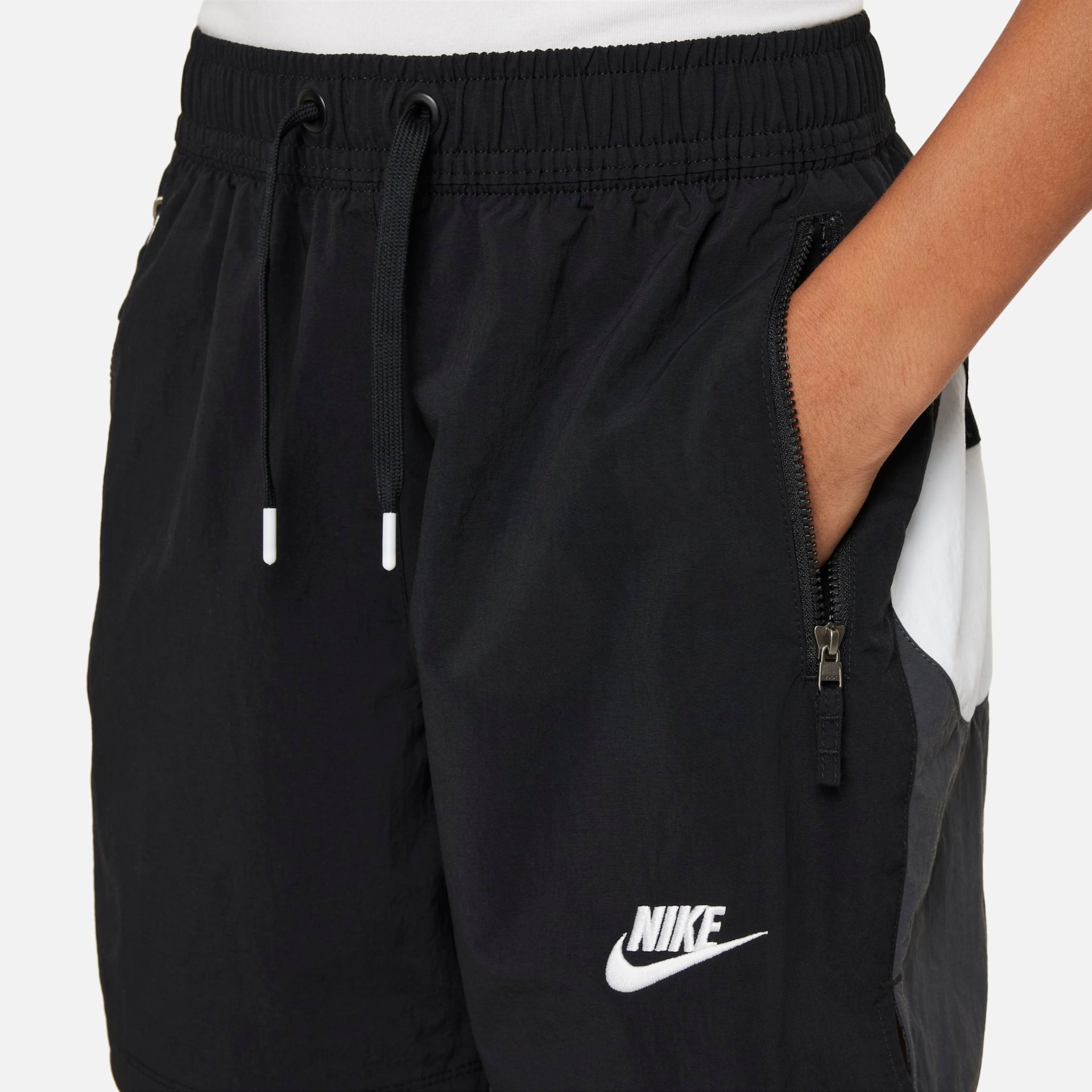 Shorts Nike Sportswear Amplify Infantil - Foto 4