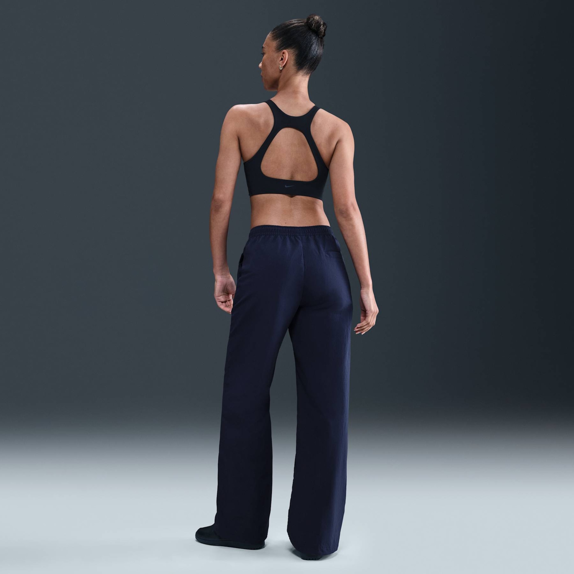 Calça Nike Sportswear Trend Woven Feminina - Foto 4