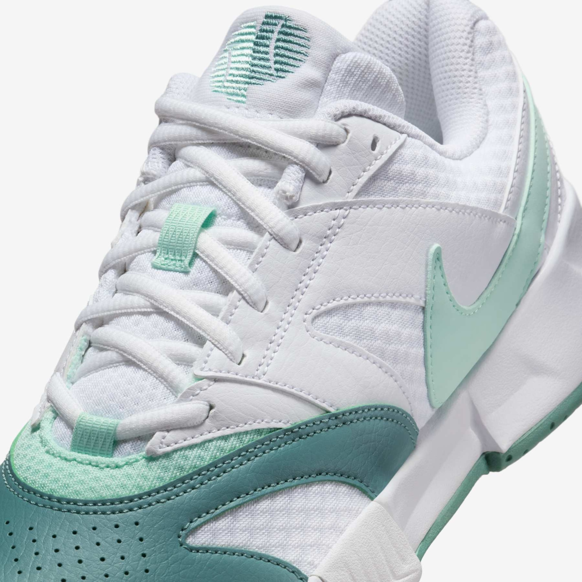 Tênis Nike Court Lite 4 Feminino - Foto 7