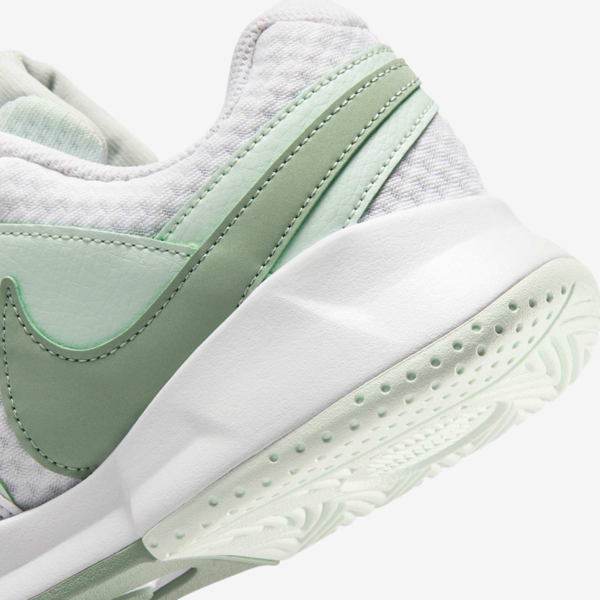 Tênis Nike Court Lite 4 Feminino - Foto 8