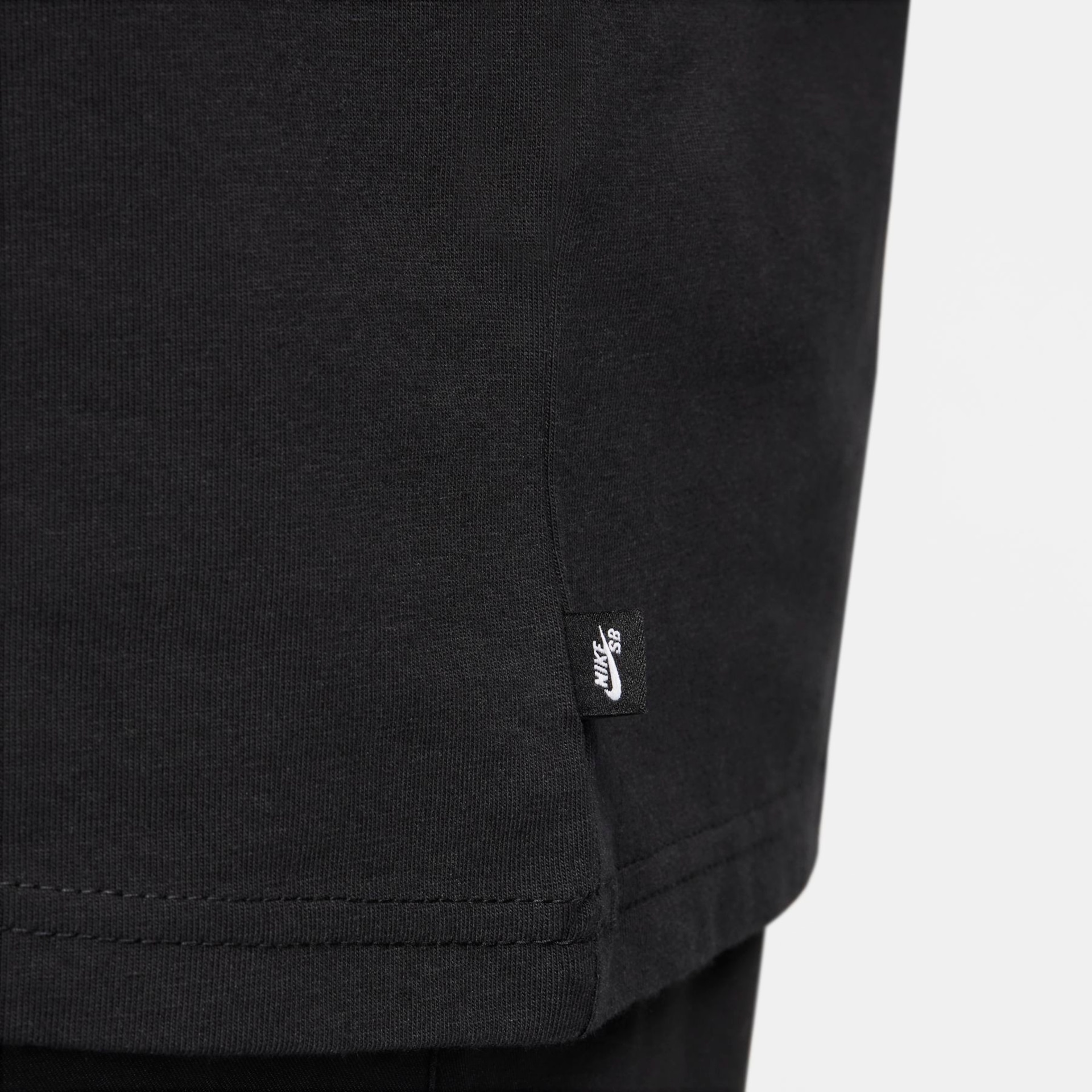 Camiseta Nike SB Dragon Unissex - Foto 11