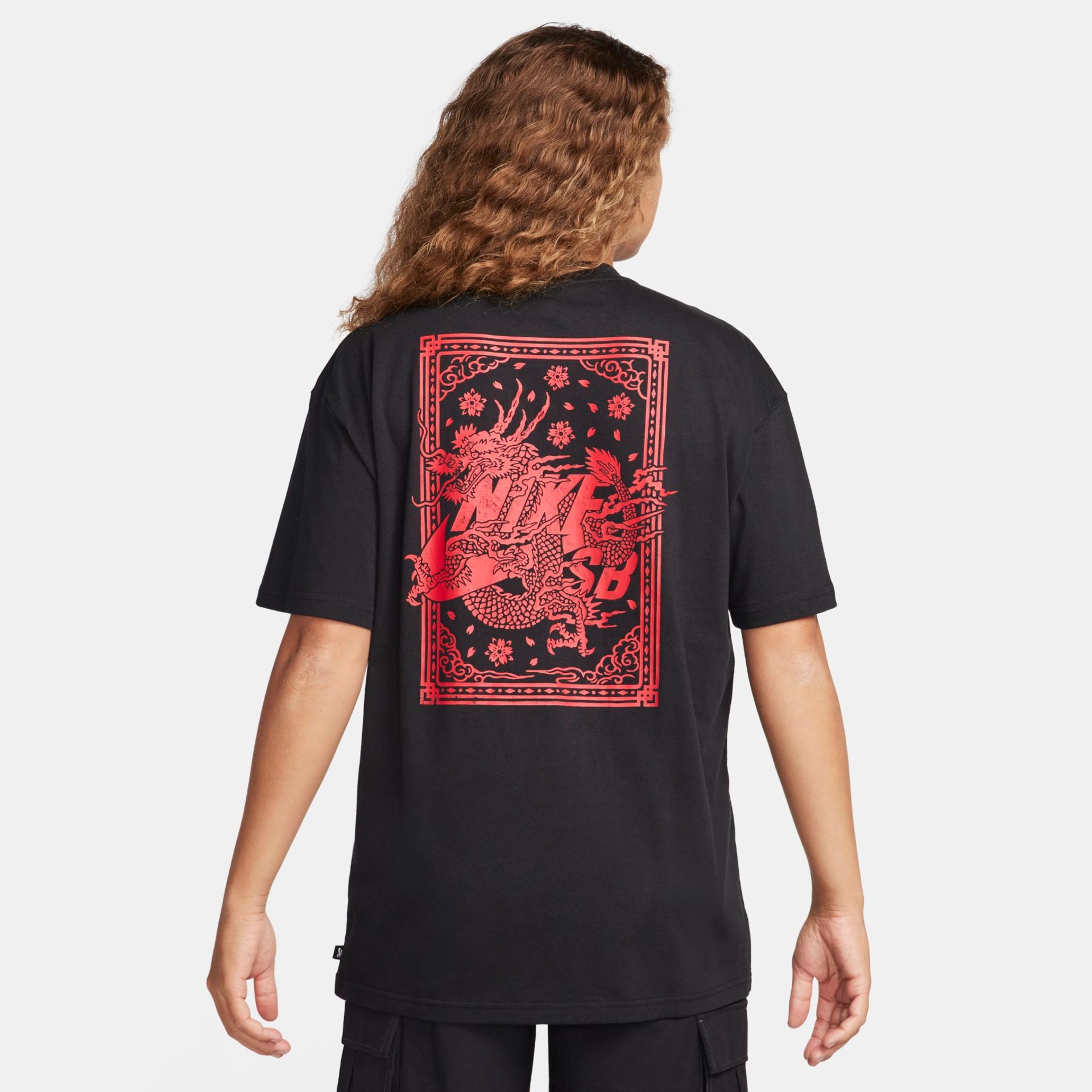 Camiseta Nike SB Dragon Unissex - Foto 1