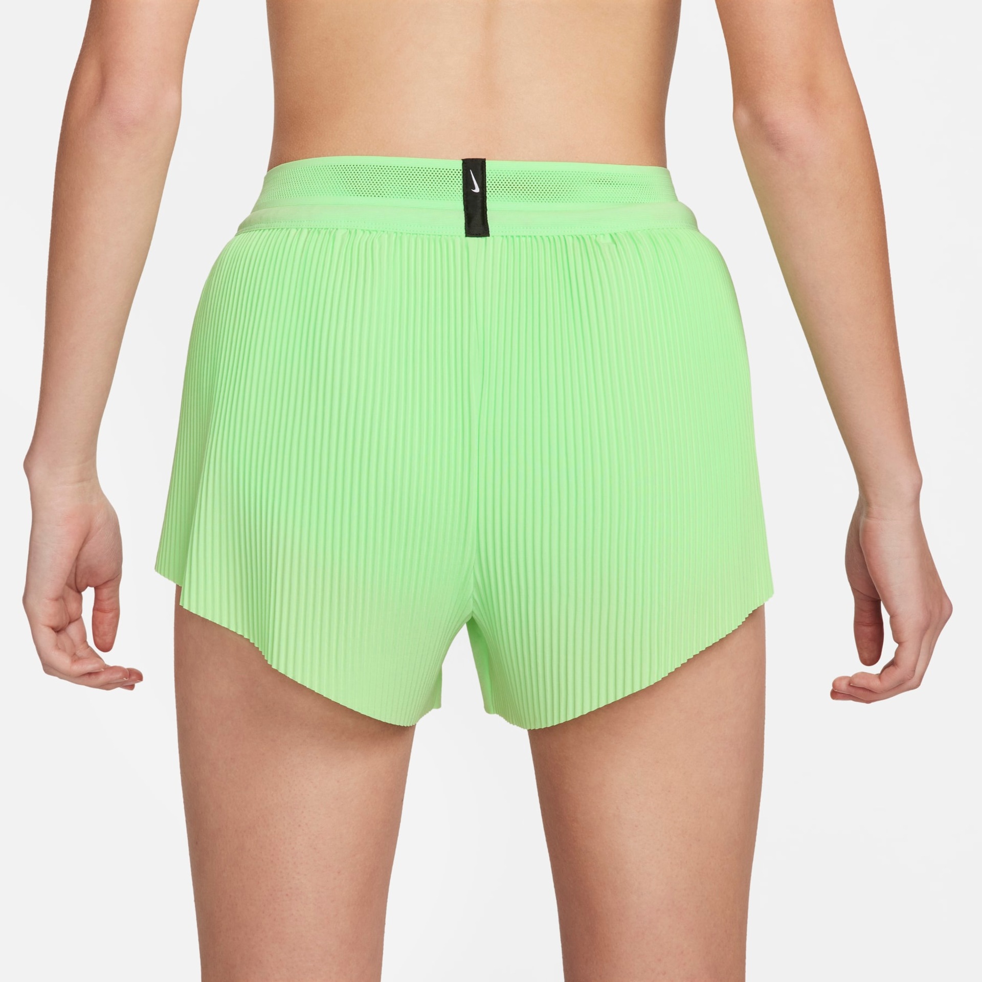 Shorts Nike Dri-Fit ADV Aeroswift Feminino - Foto 2
