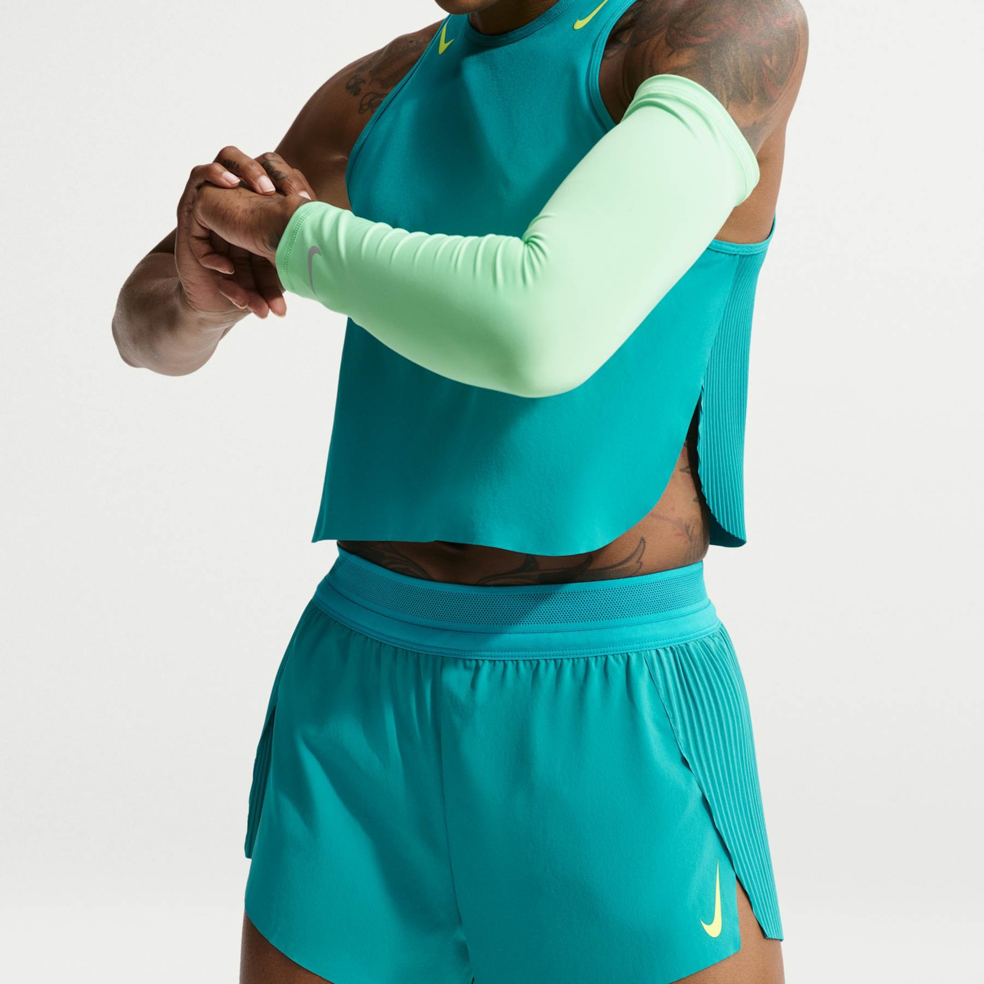 Shorts Dri-Fit Nike ADV Aeroswift 3" Feminino - Foto 2