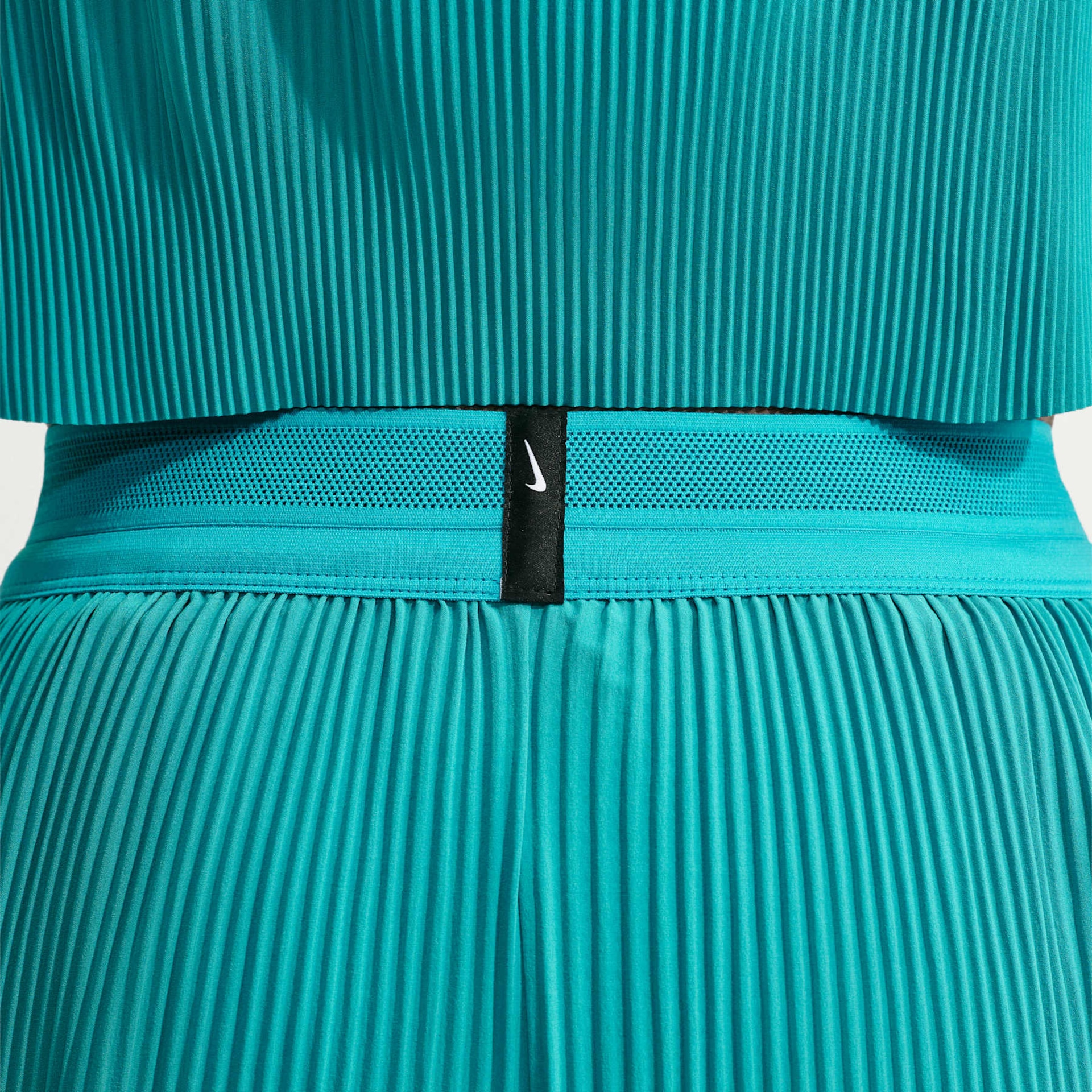 Shorts Dri-Fit Nike ADV Aeroswift 3" Feminino - Foto 3