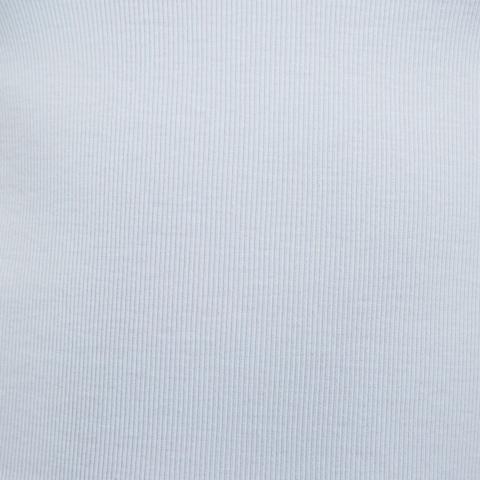 Camiseta Nike Sportswear Chill Knit Feminina - Foto 5