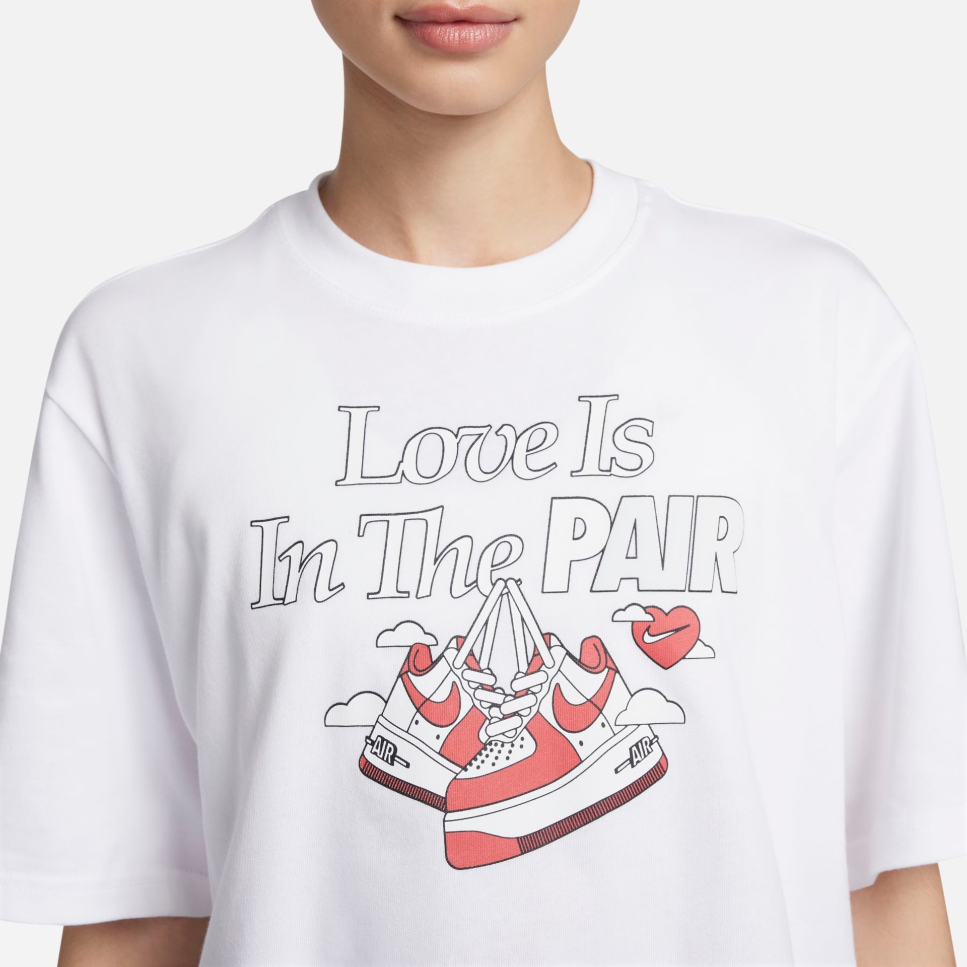 Camiseta Nike Boxy Valentine's Day Feminina - Foto 4