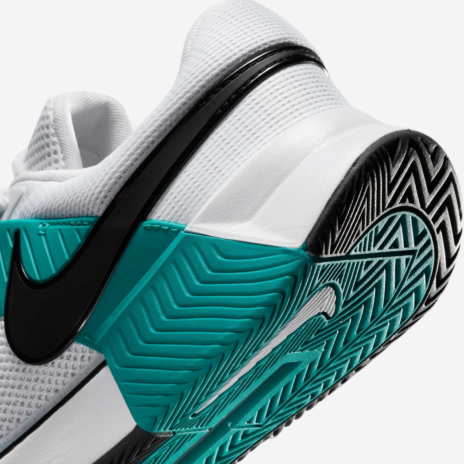 Tênis Nike Zoom GP Challenge 1 Masculino - Foto 8