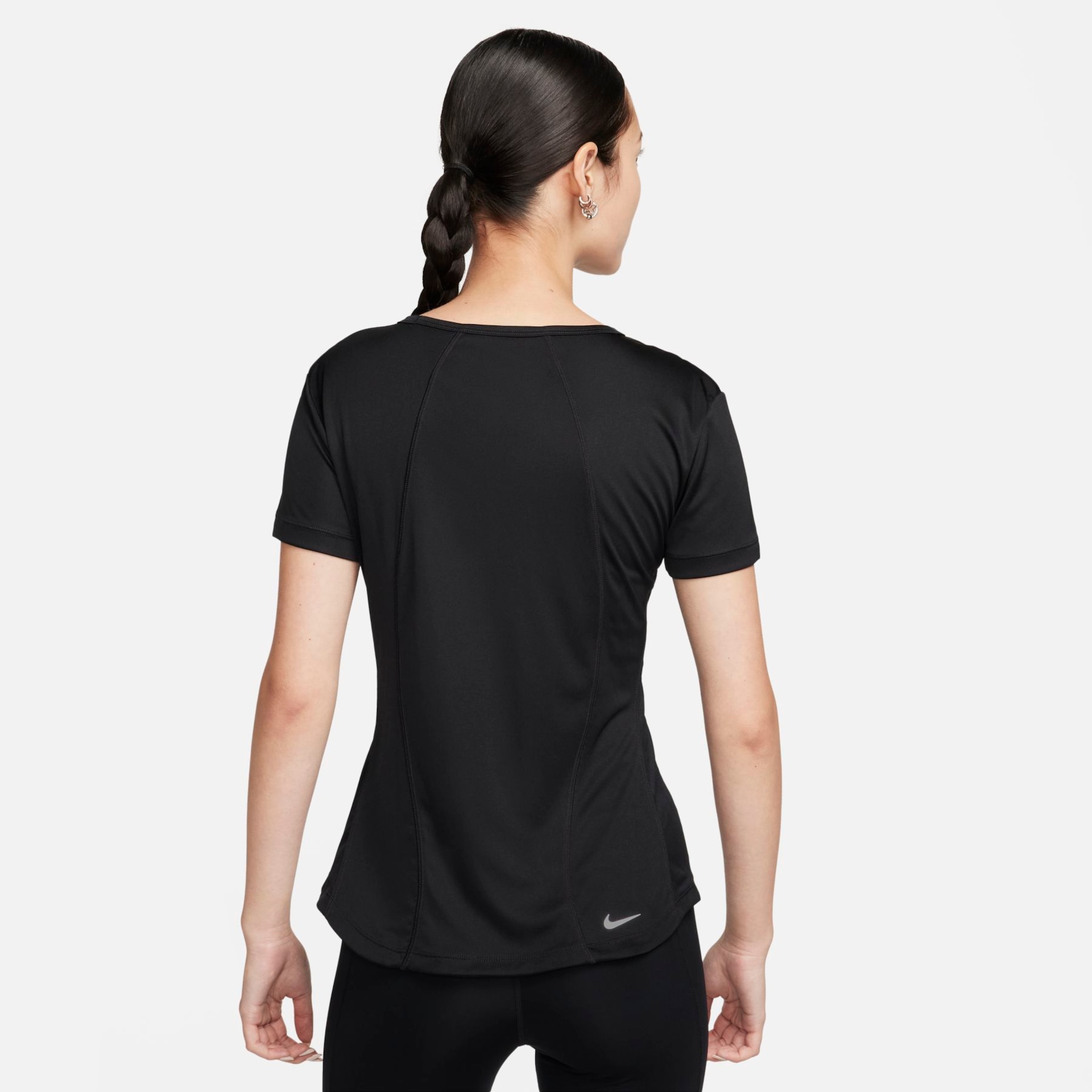 Camiseta Nike Dri-FIT Fast Feminina - Foto 2