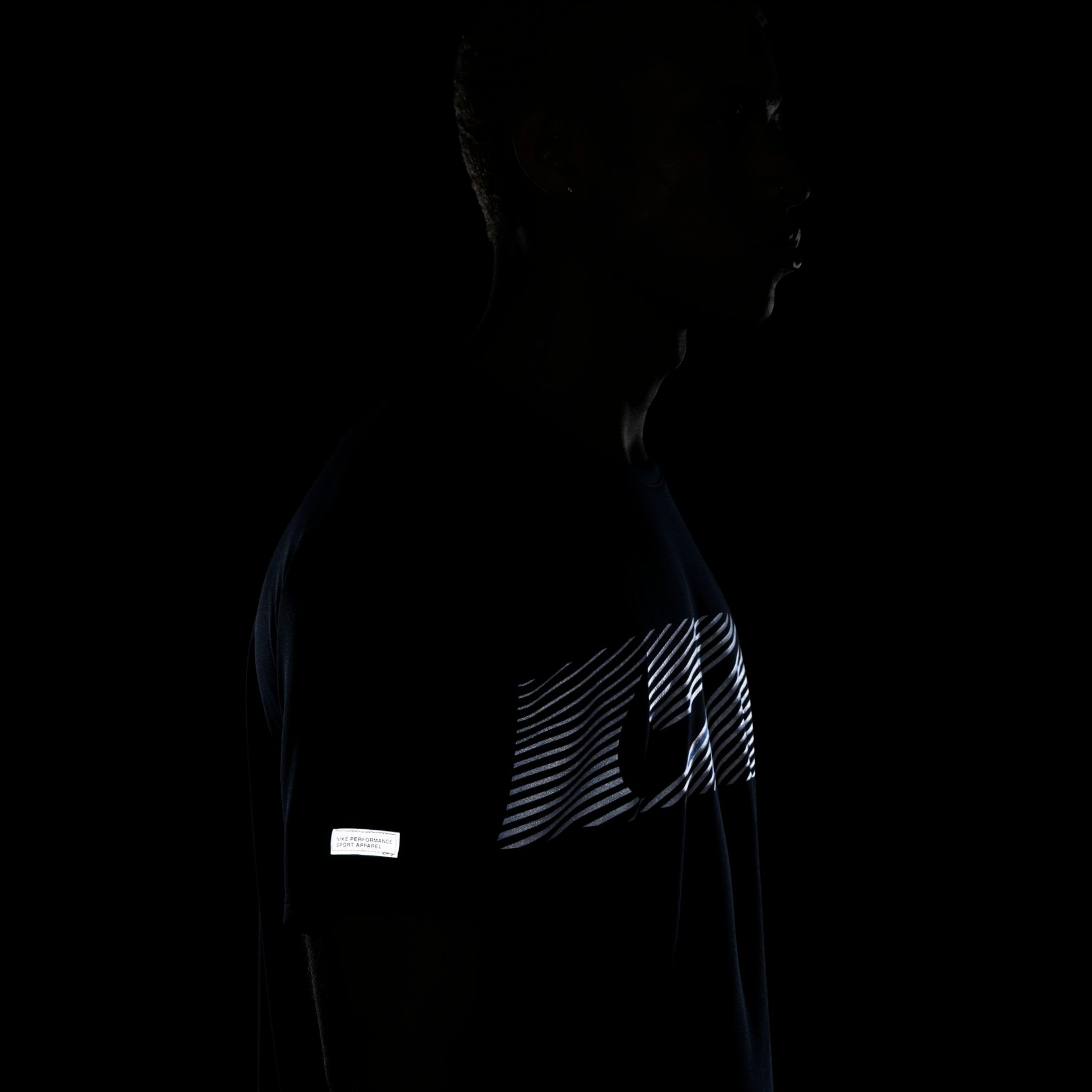 Camiseta Nike Flash Miler Masculina - Foto 8