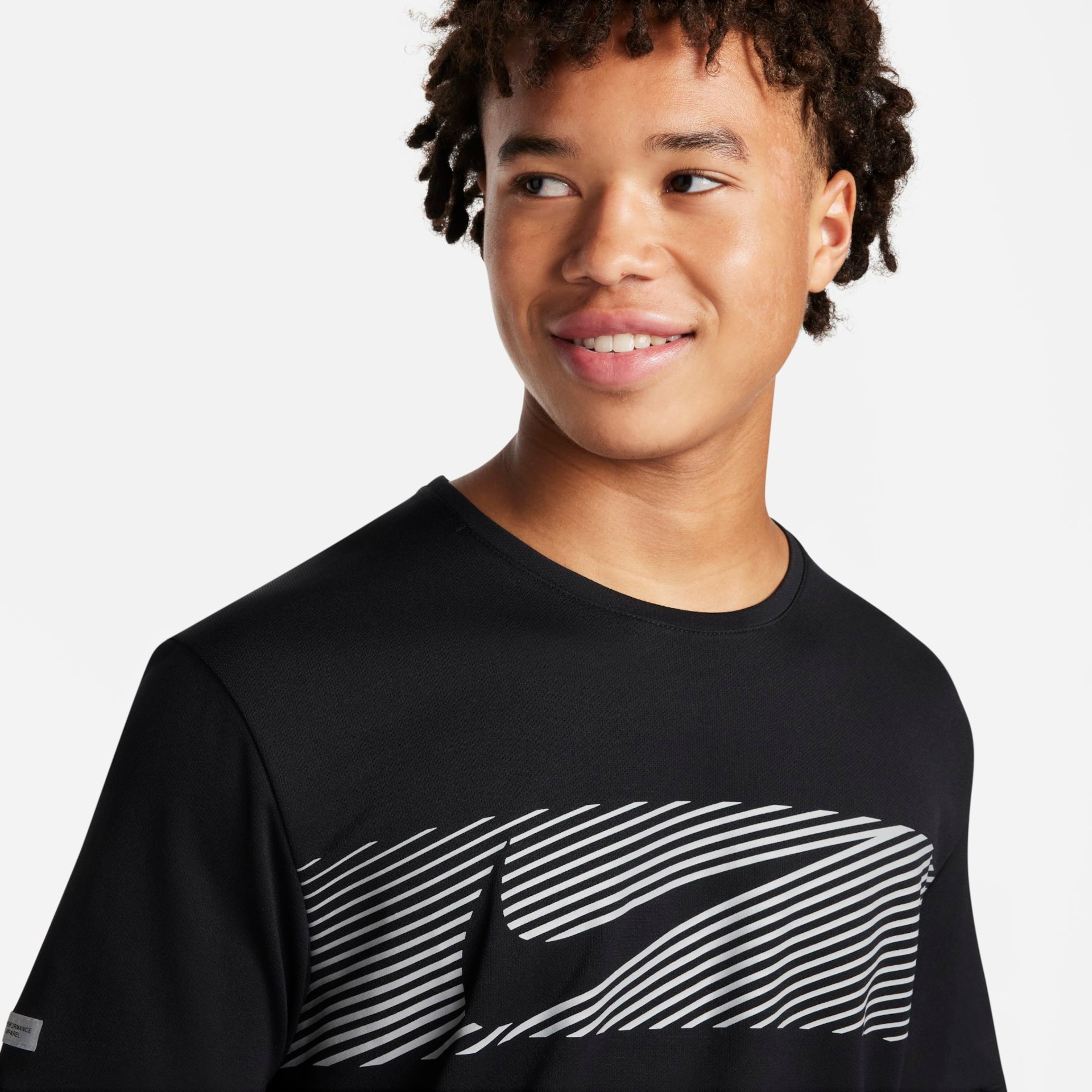 Camiseta Nike Flash Miler Masculina - Foto 3