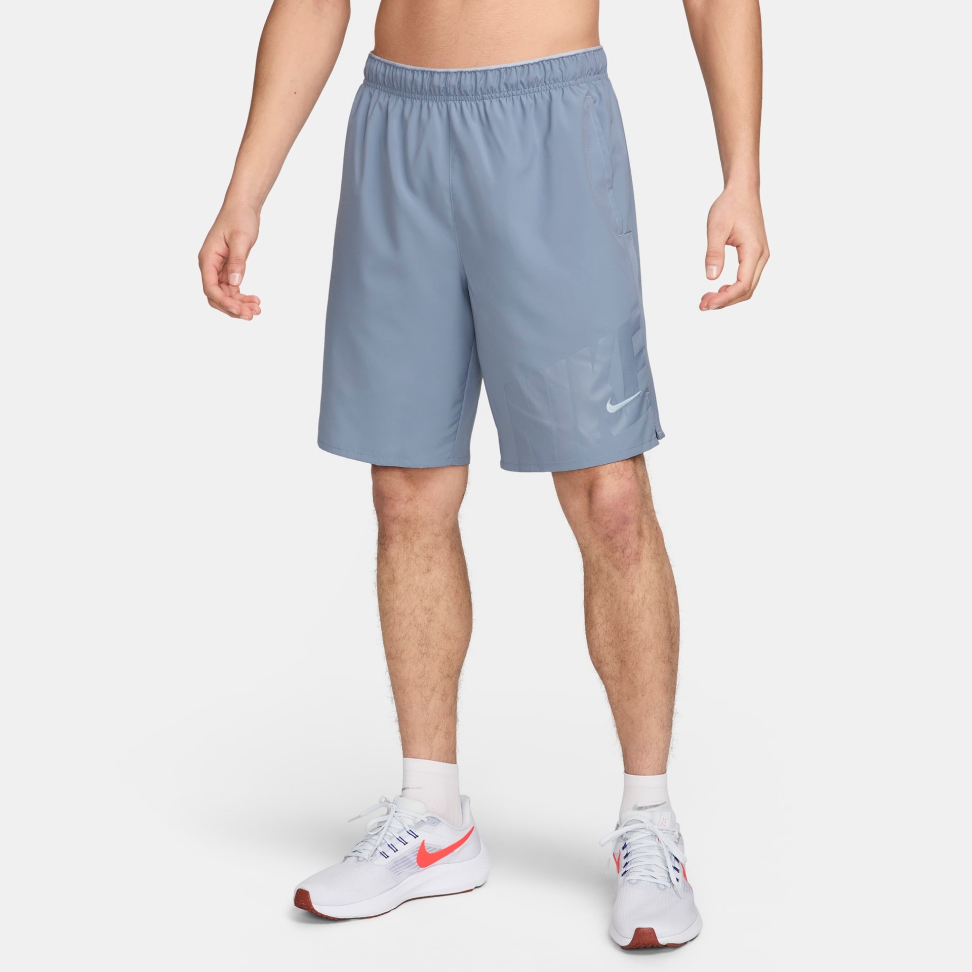 Shorts Nike Dri-FIT Challenger Masculino - Foto 1