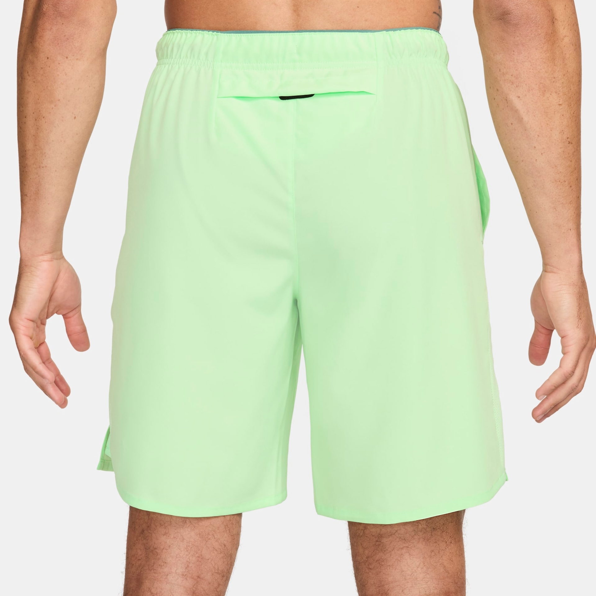 Shorts Nike Dri-FIT Challenger Masculino - Foto 3