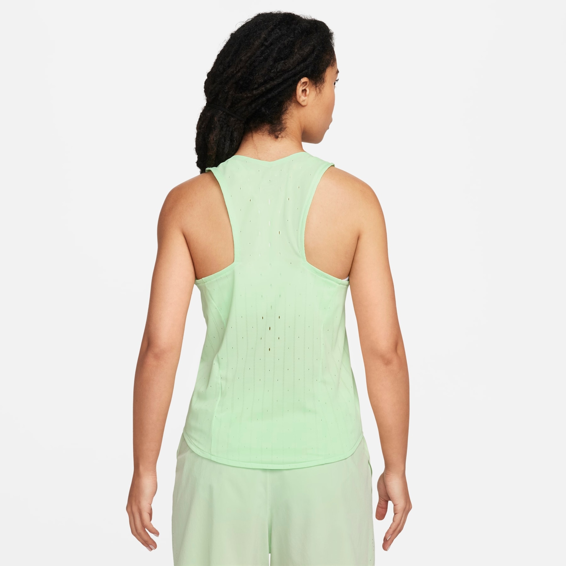 Regata Nike Dri-Fit ADV AeroSwift Feminina - Foto 5