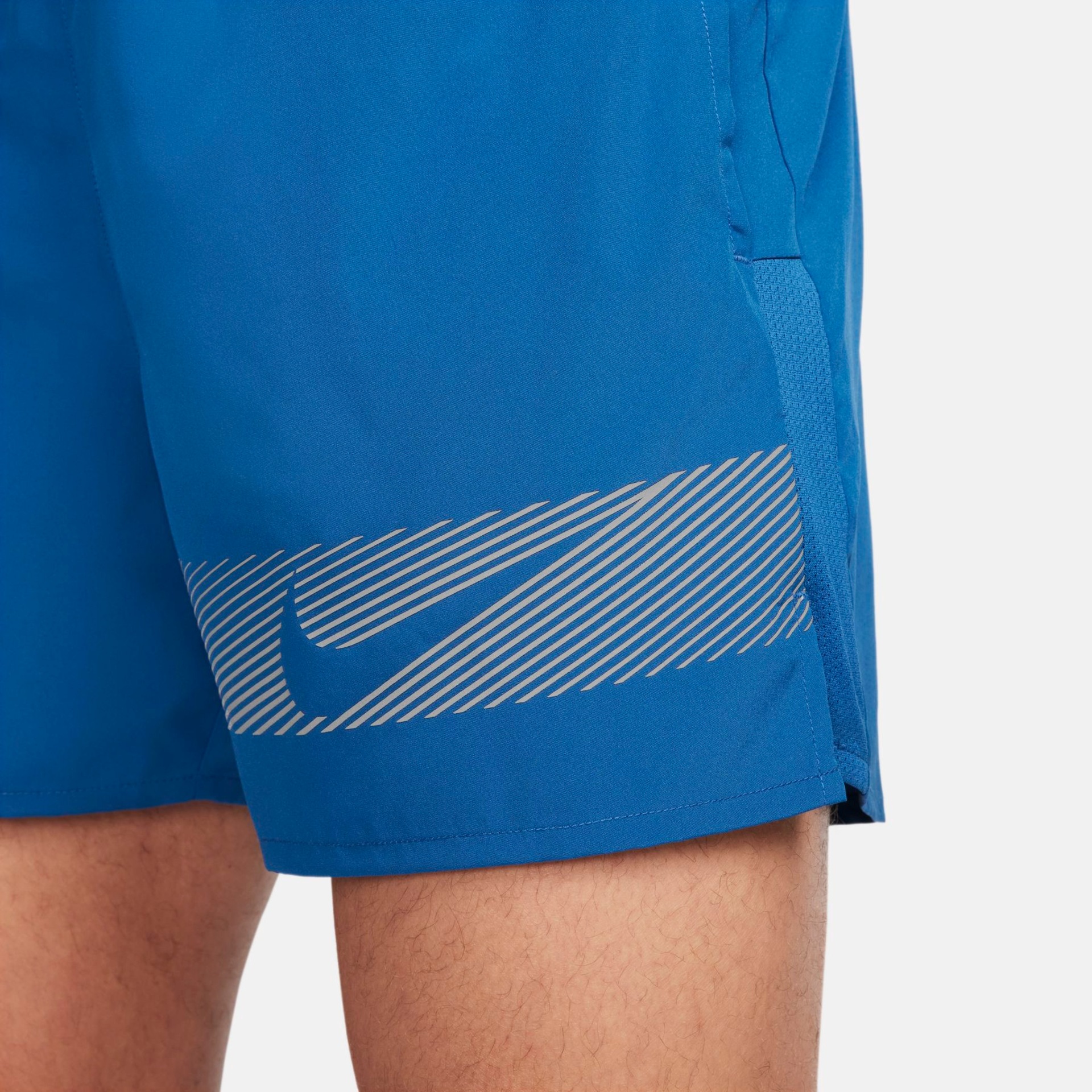 Shorts Nike Challenger Masculino - Foto 9