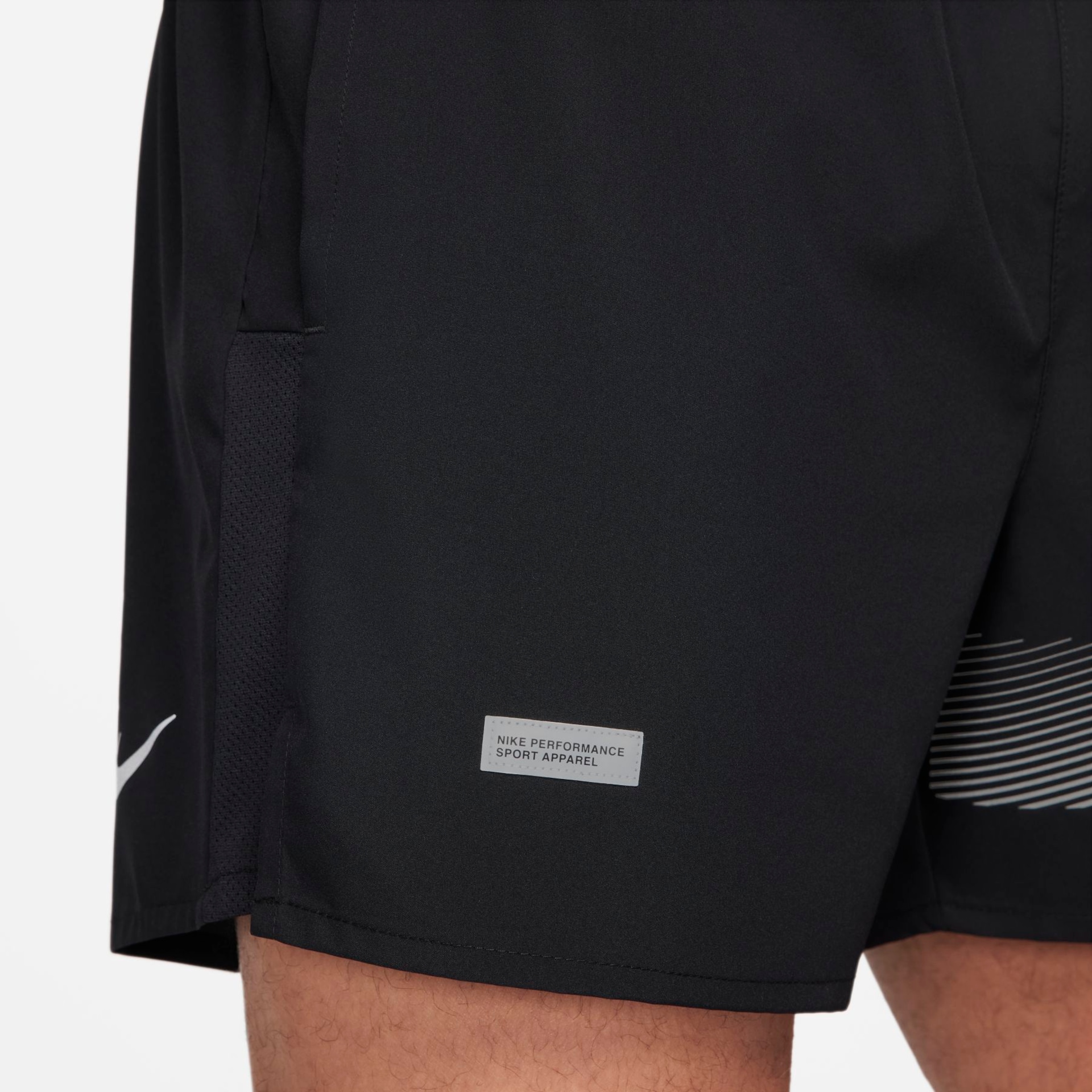 Shorts Nike Challenger Masculino - Foto 8