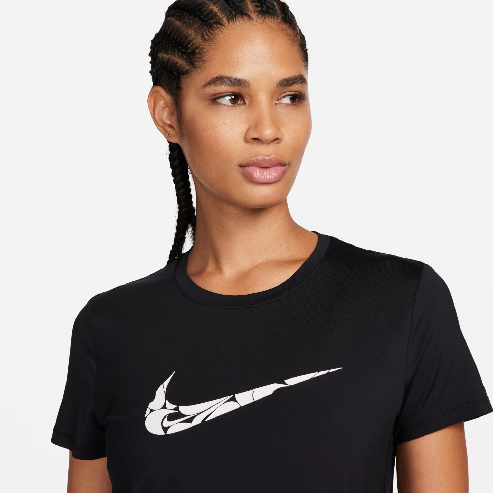 Camiseta Nike One Swoosh Feminino - Foto 3